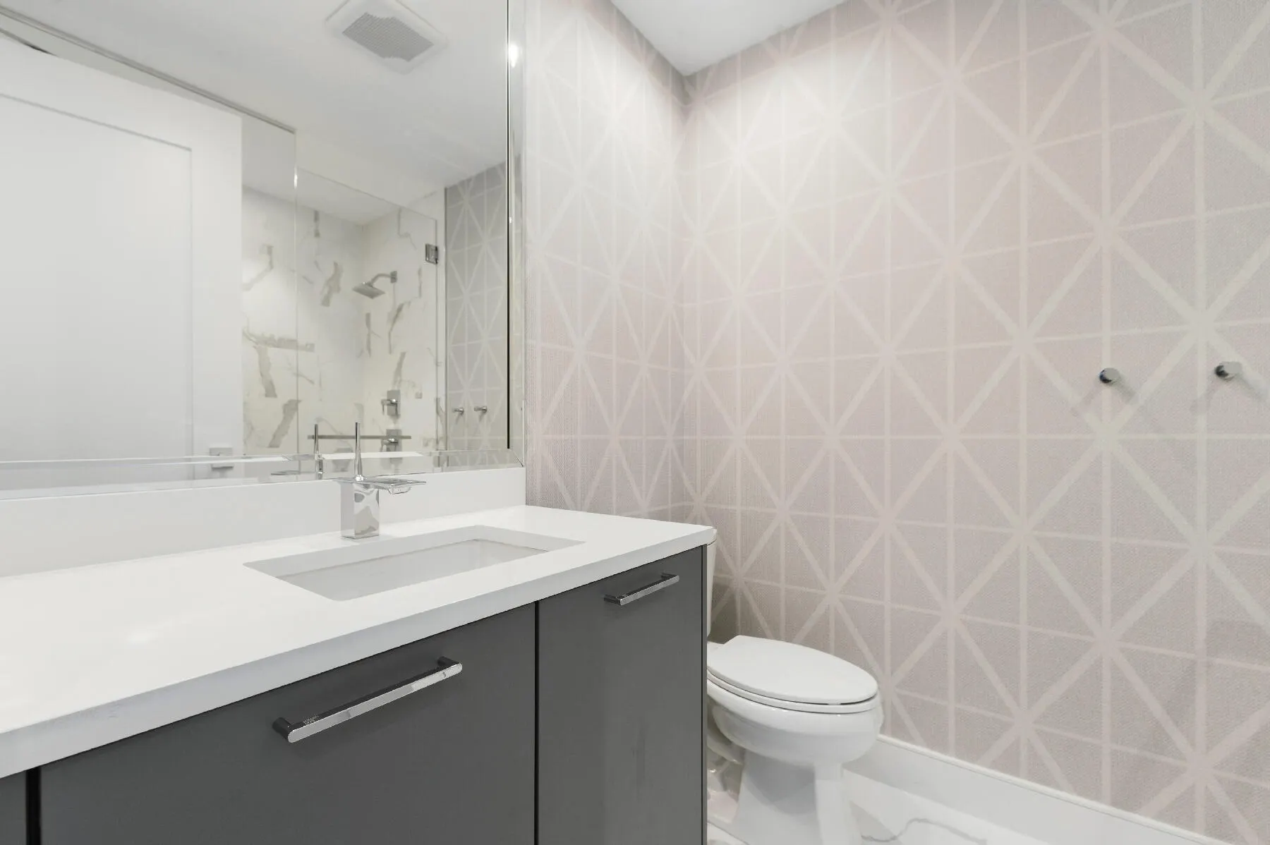 3730 N Ocean Drive, #10b