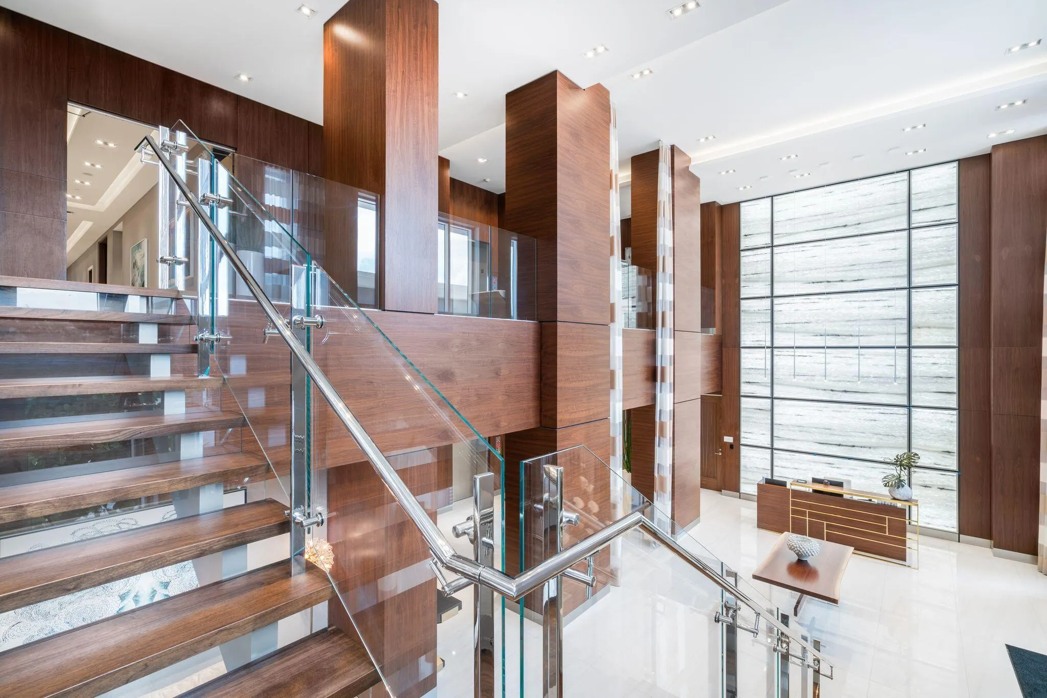 3730 N Ocean Drive, #10b