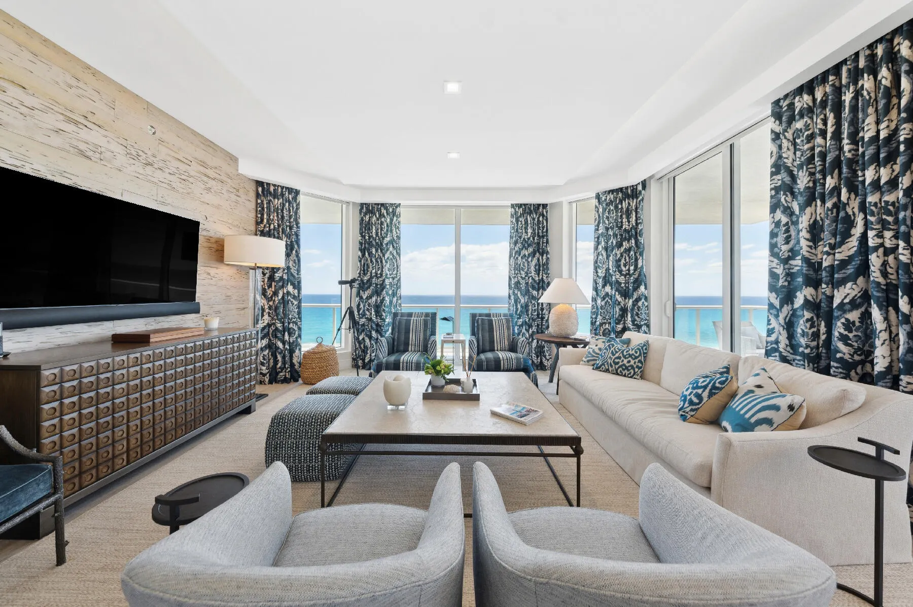 3730 N Ocean Drive, #10b