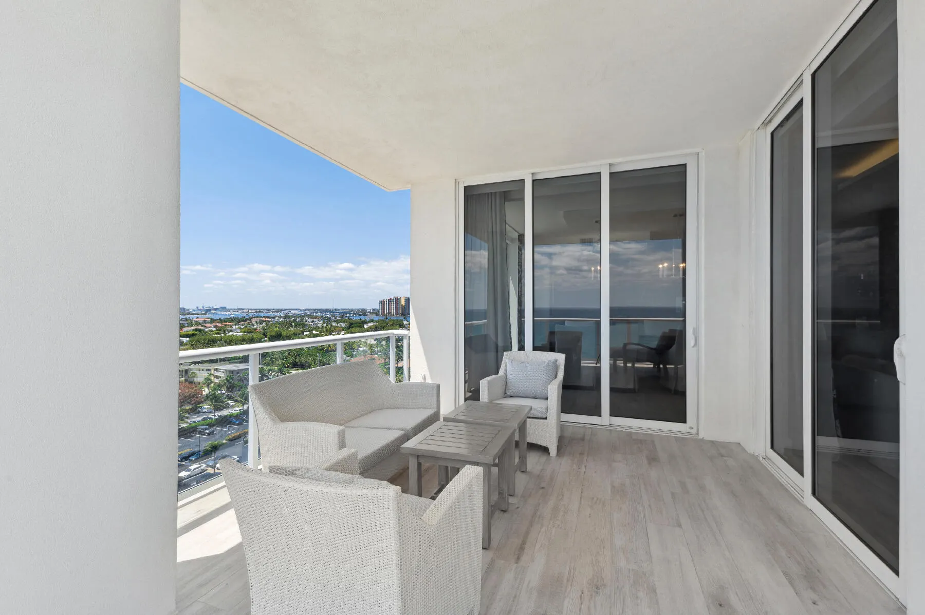 3730 N Ocean Drive, #10b