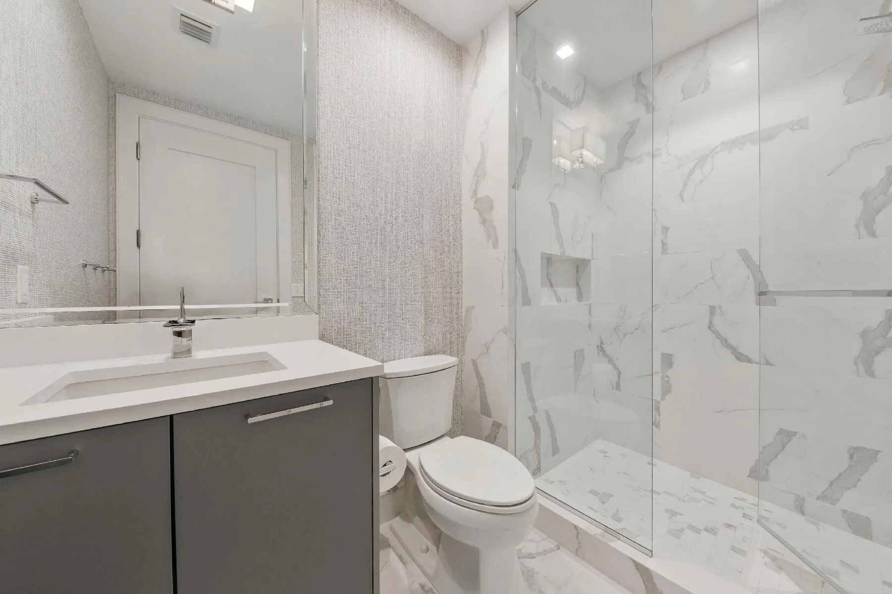 3730 N Ocean Drive, #10b