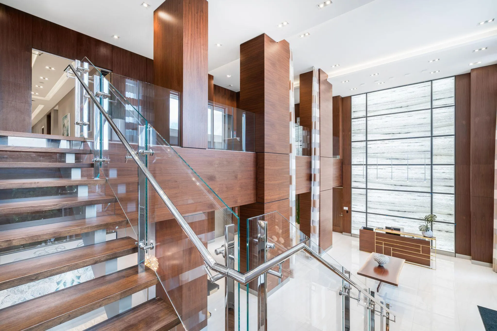 3730 N Ocean Drive, #10b