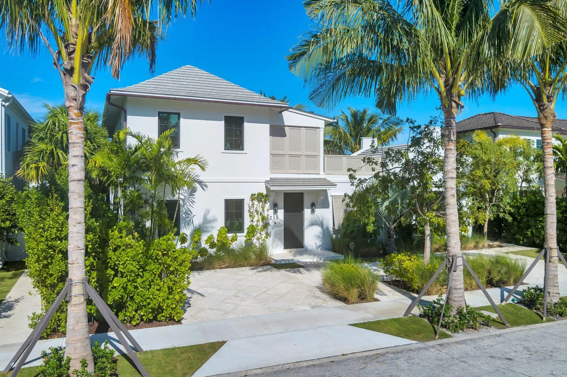 215 Summa Street