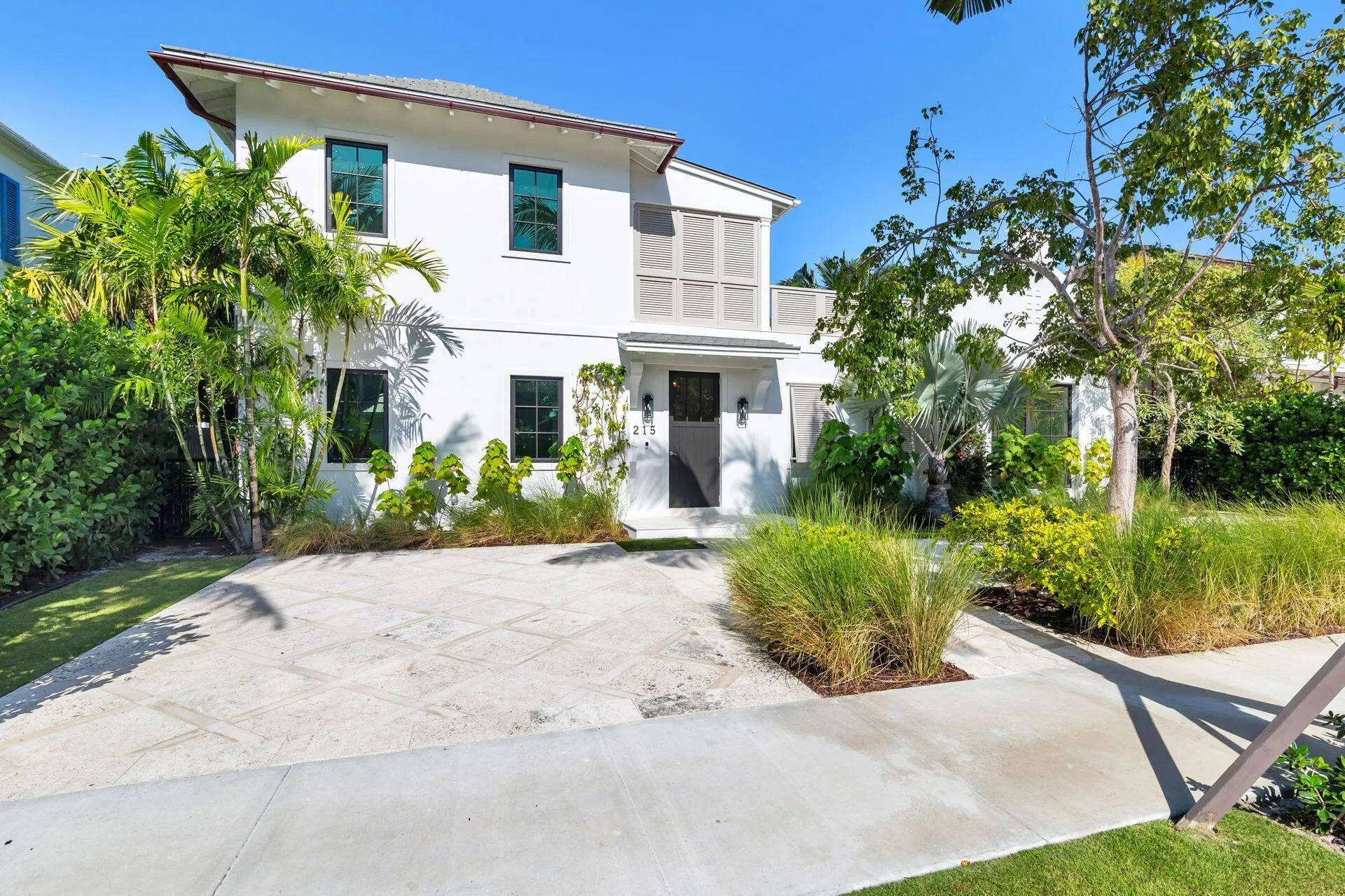 215 Summa Street