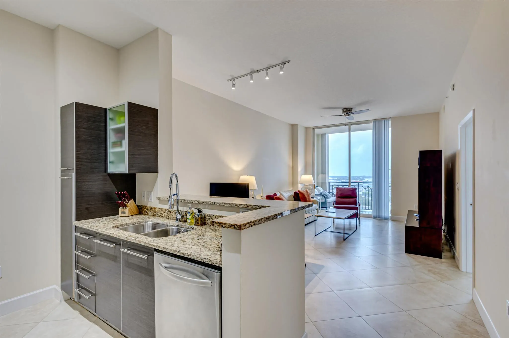 550 Okeechobee Boulevard, #Lph-12