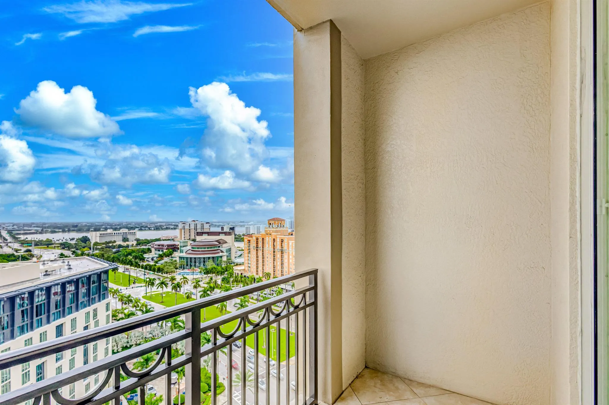 550 Okeechobee Boulevard, #Lph-12