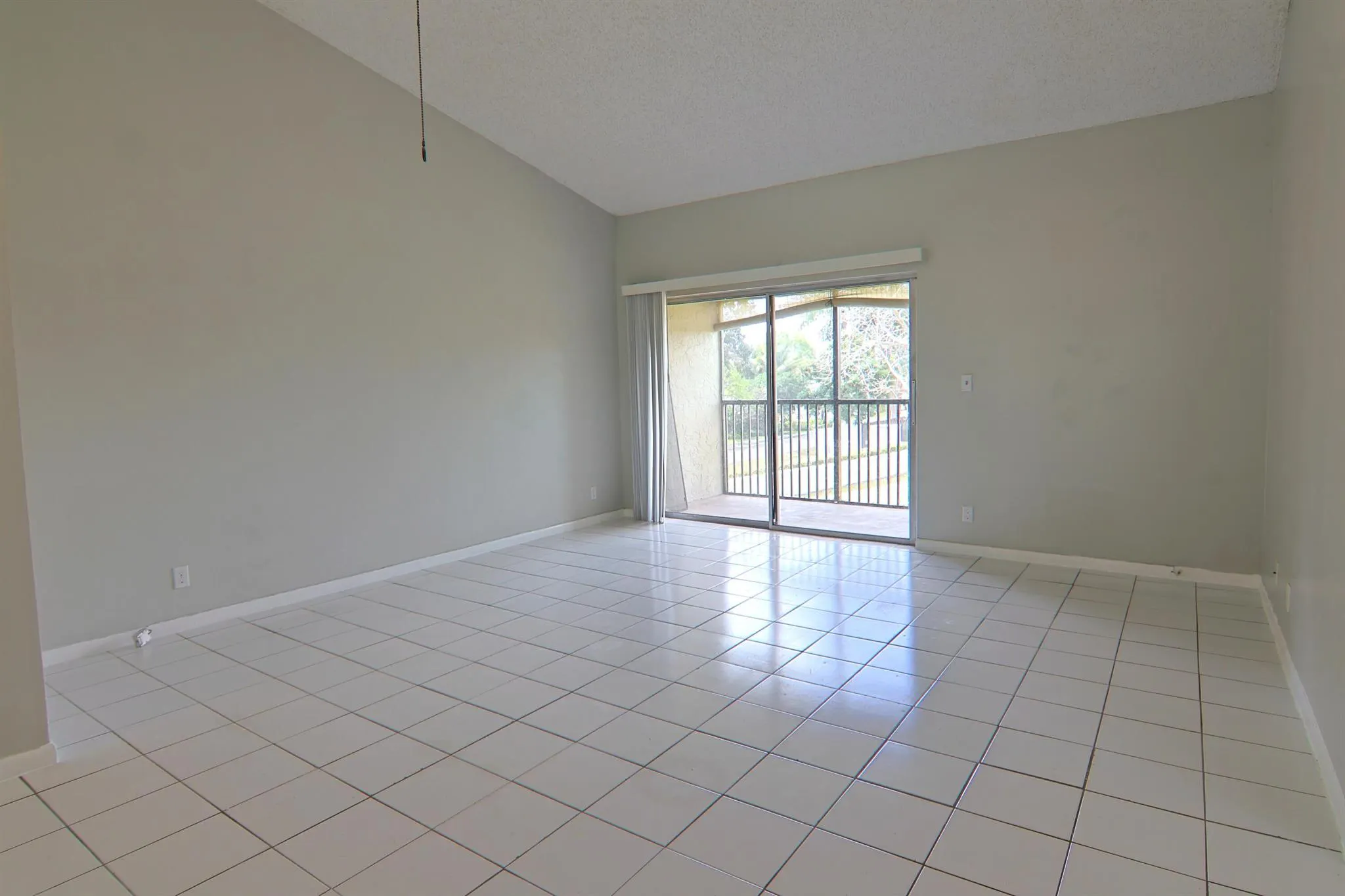 719 Gardens Drive, #202
