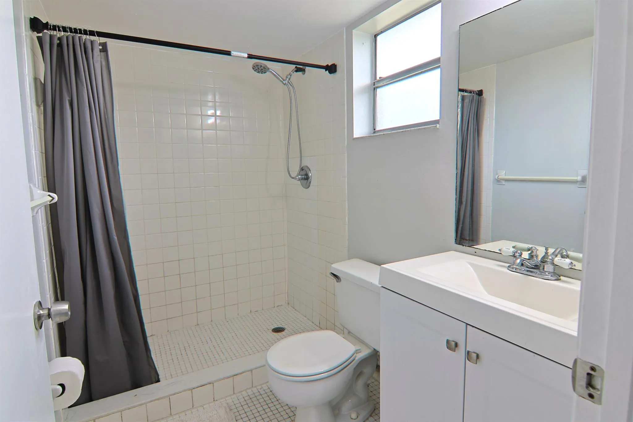 719 Gardens Drive, #202