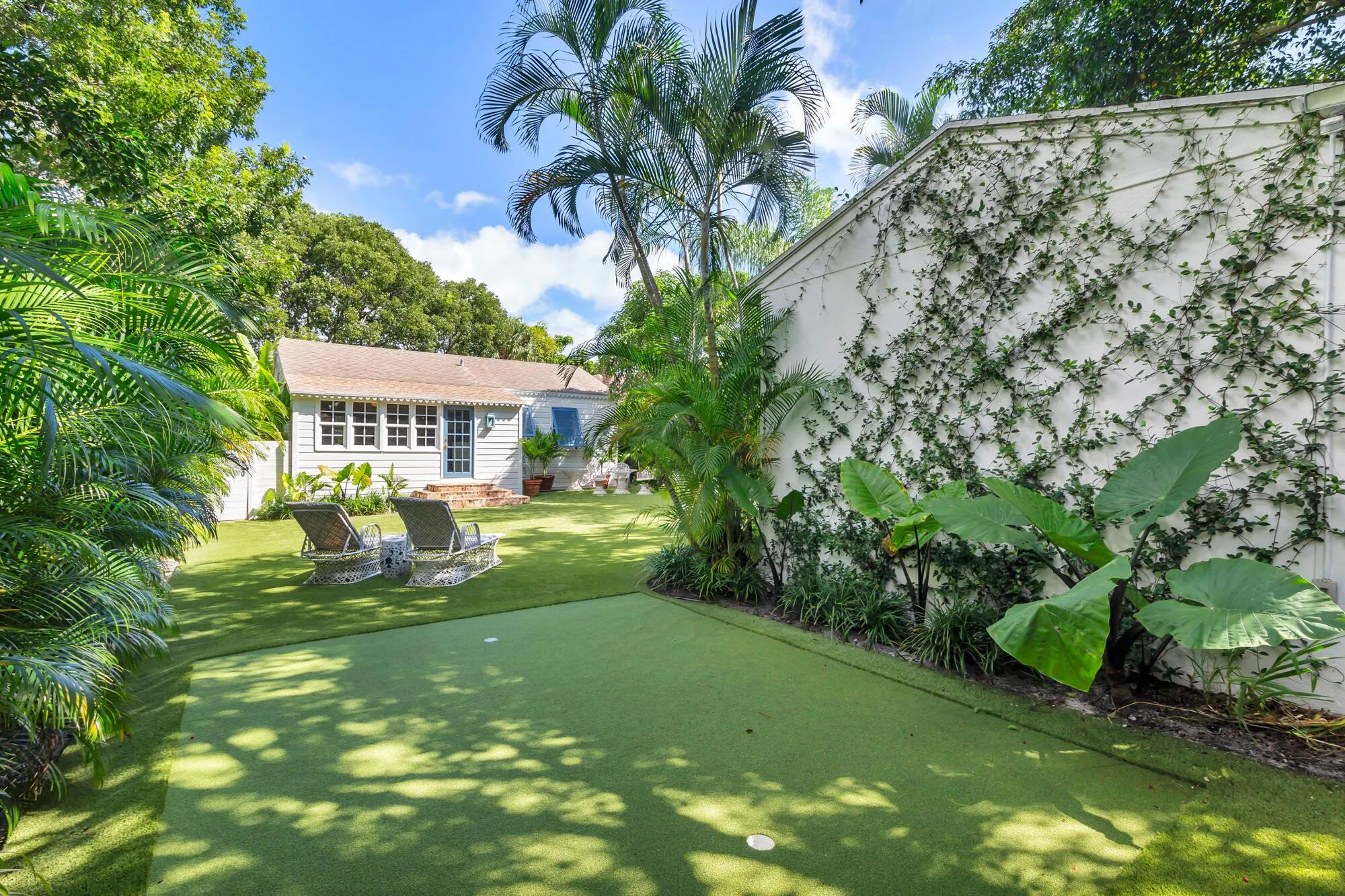 744 Avon Road