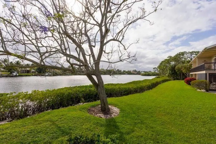 9239 SE Riverfront Terrace, #D
