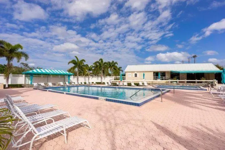 9239 SE Riverfront Terrace, #D