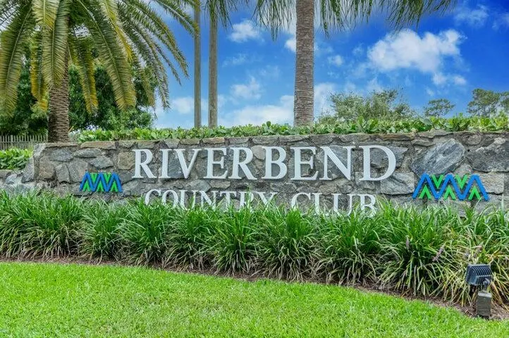 9239 SE Riverfront Terrace, #D