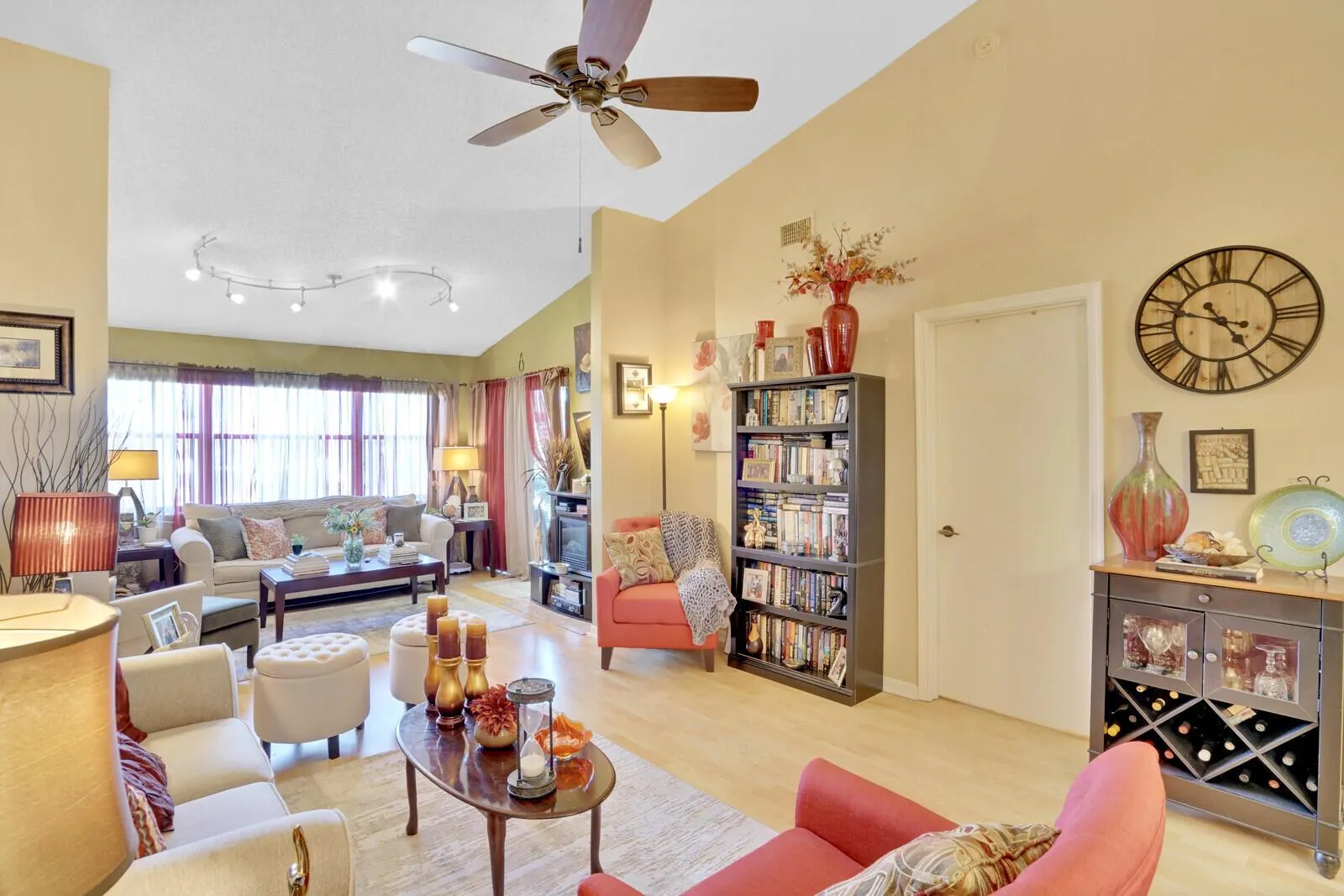 7593 Tahiti Lane, #202