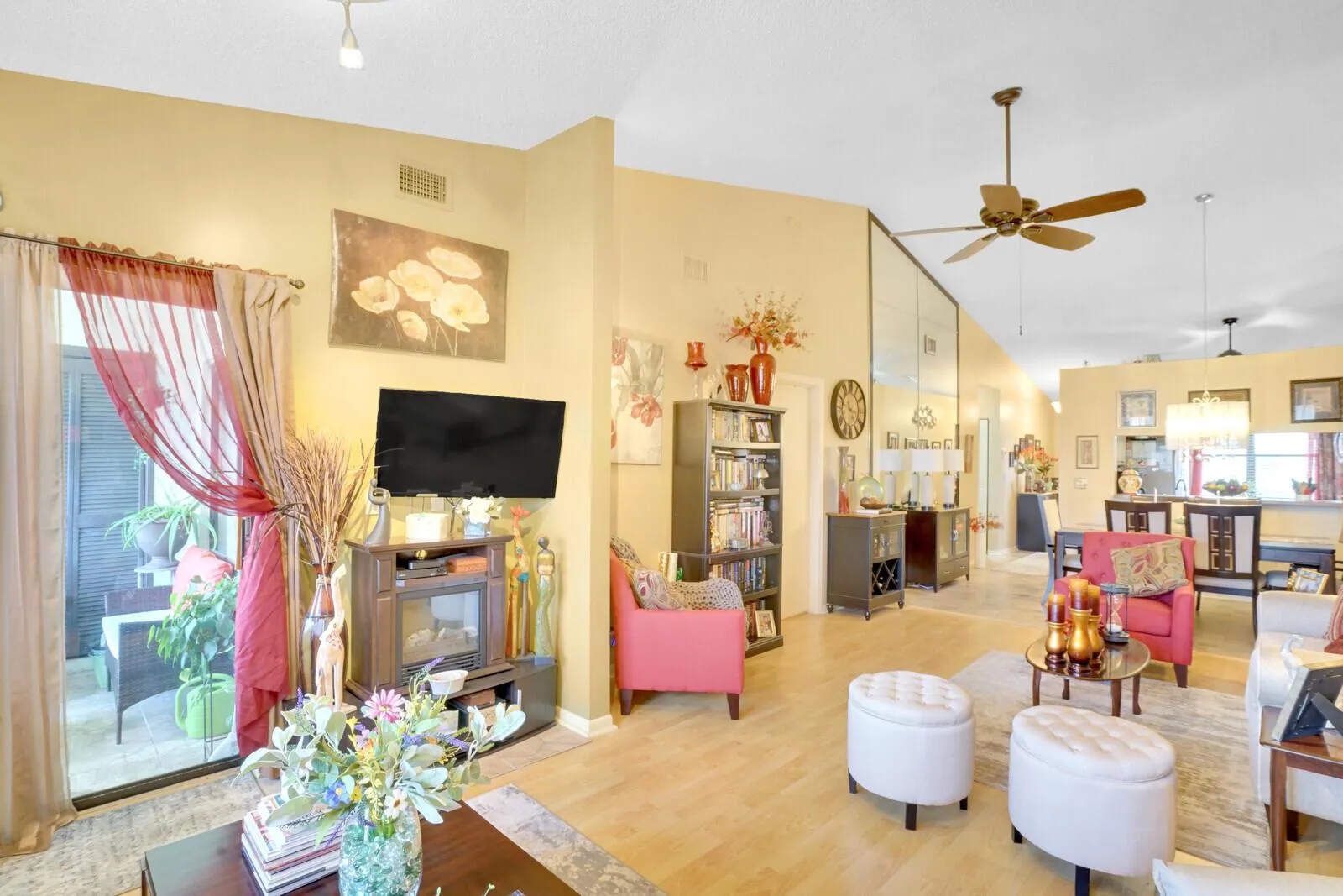 7593 Tahiti Lane, #202
