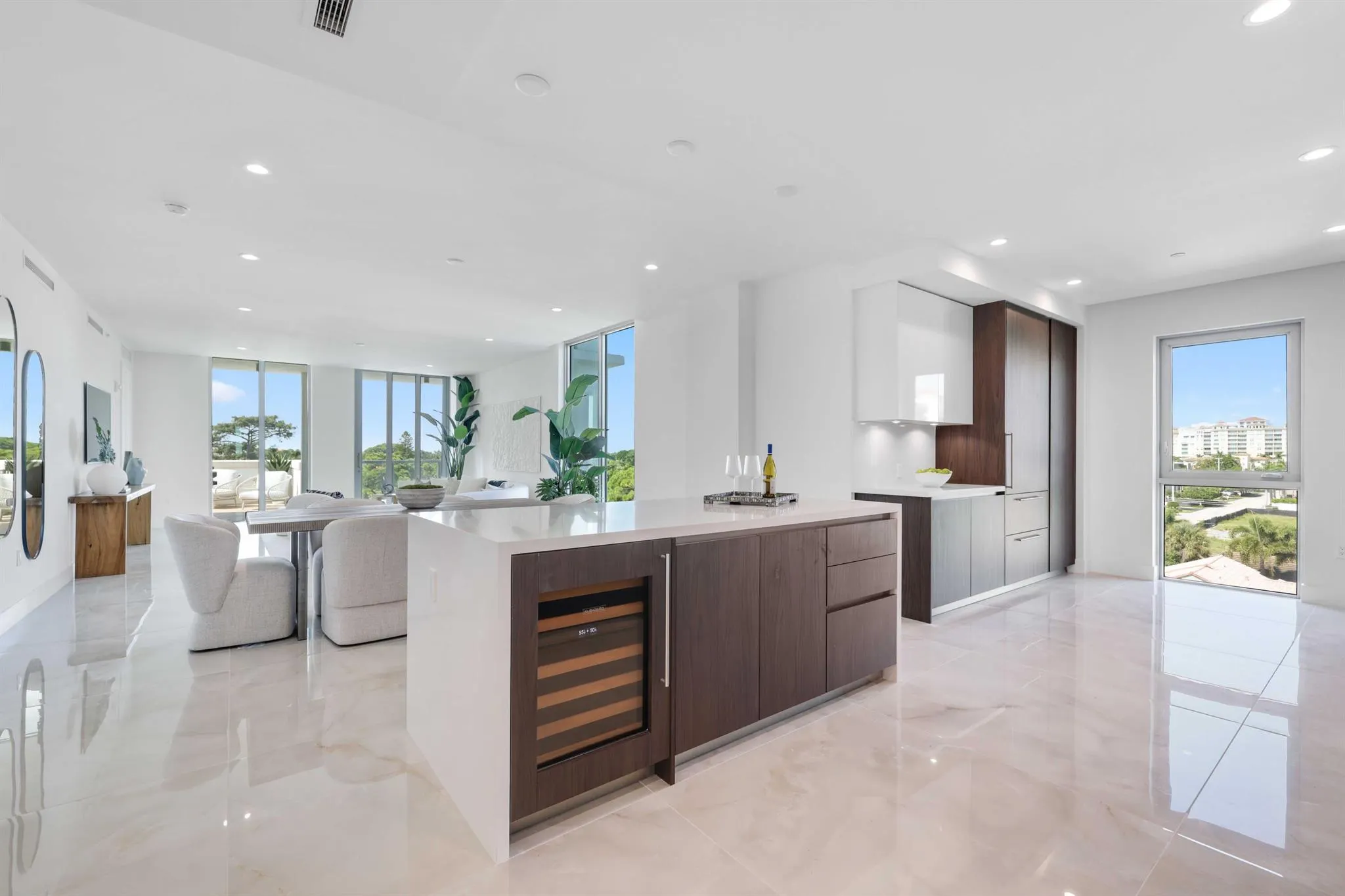 475 E Royal Palm Road, #506