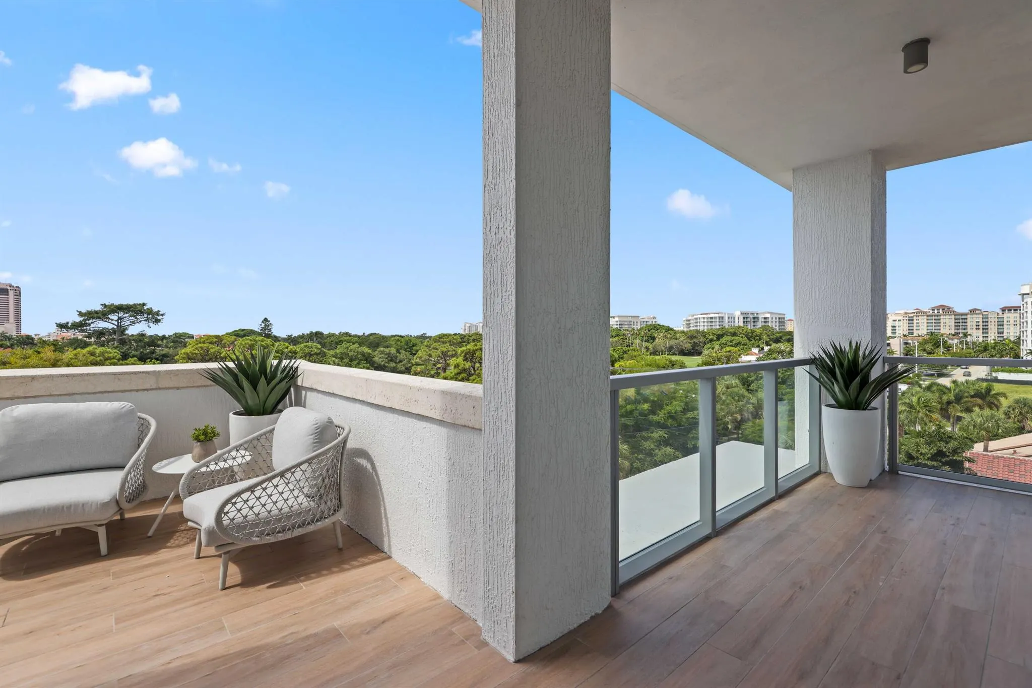 475 E Royal Palm Road, #506