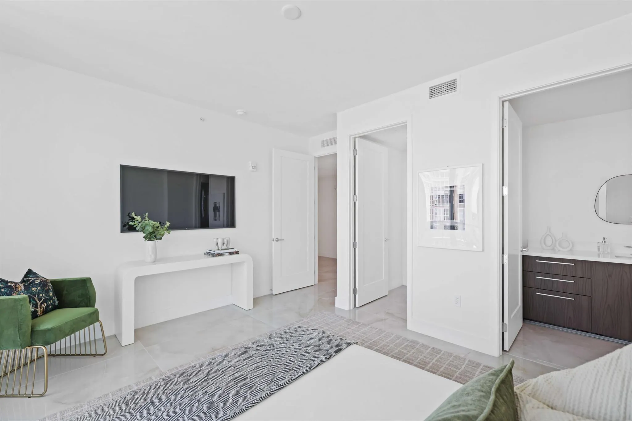 475 E Royal Palm Road, #506