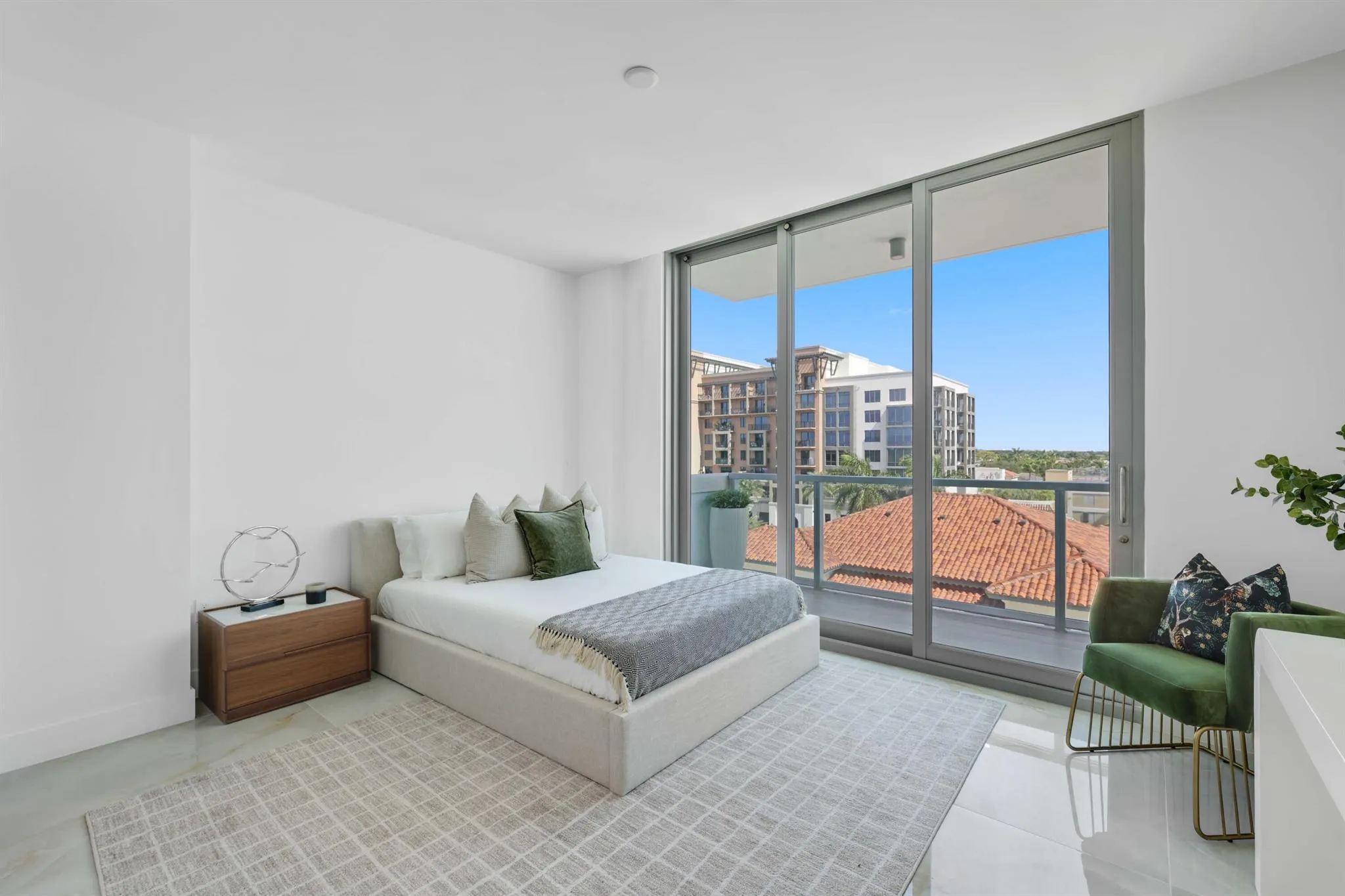 475 E Royal Palm Road, #506
