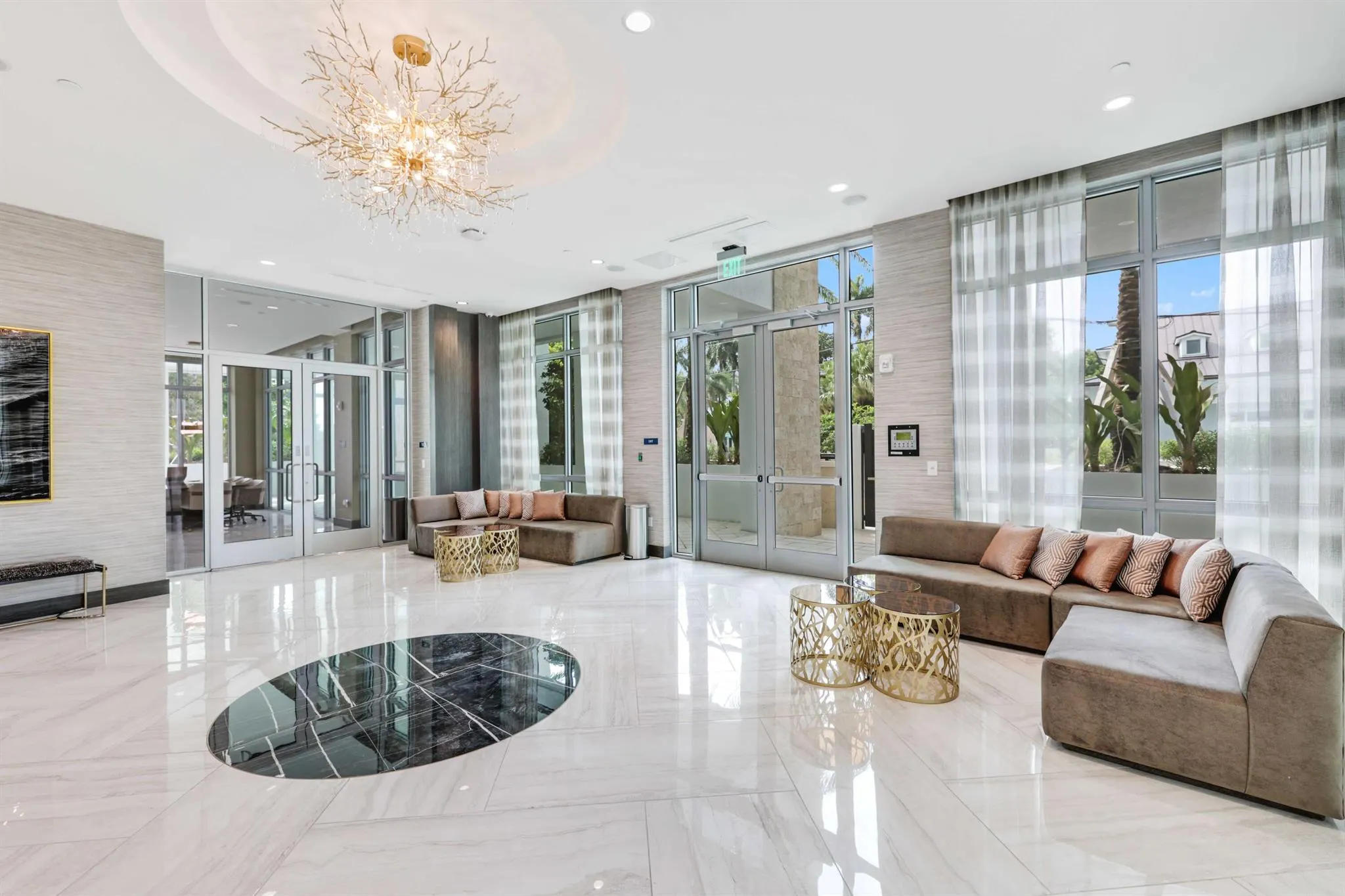 475 E Royal Palm Road, #506