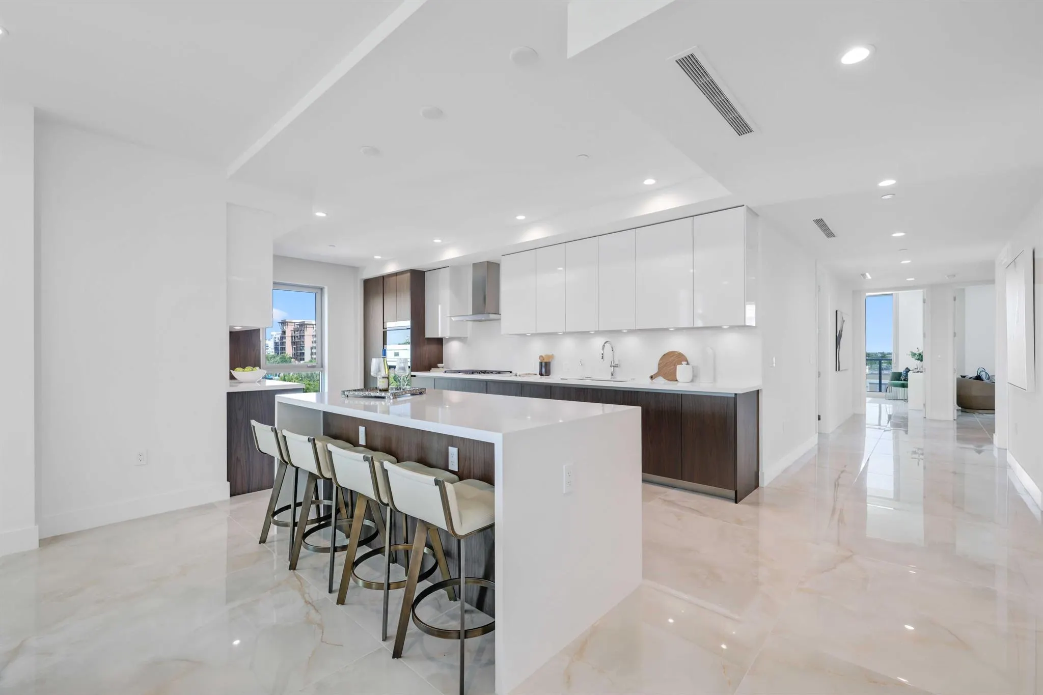 475 E Royal Palm Road, #506