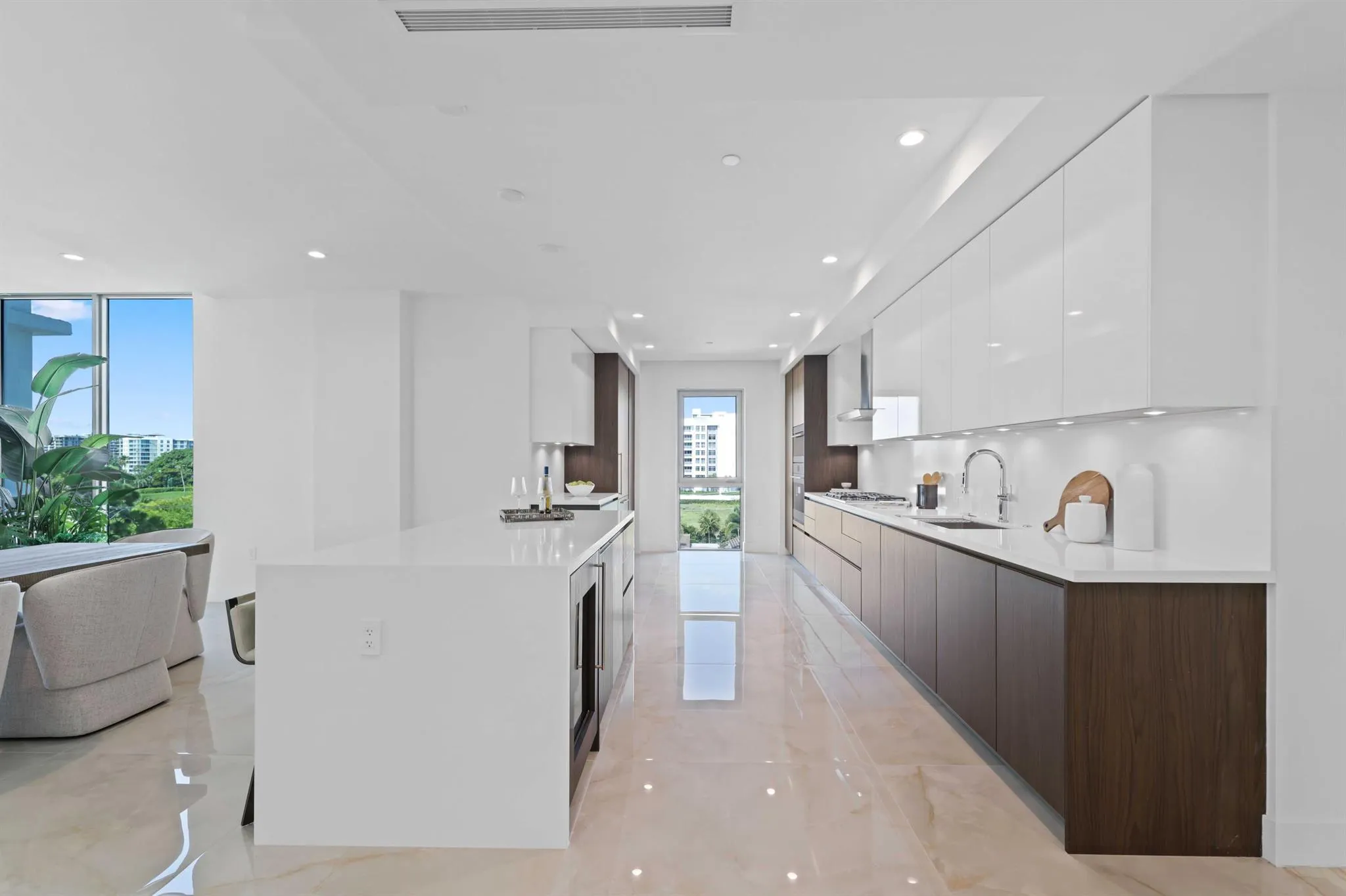 475 E Royal Palm Road, #506