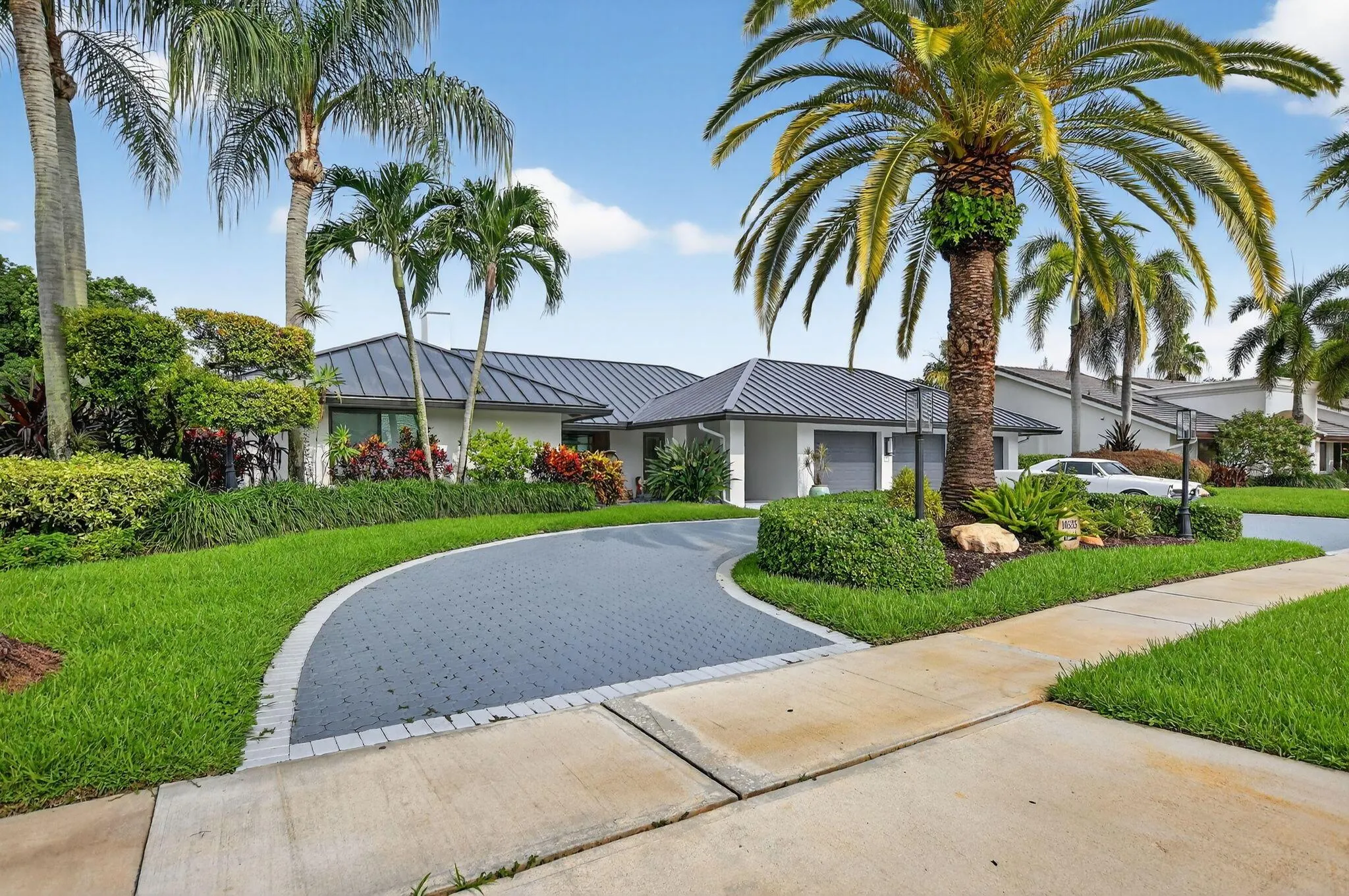 10535 Boca Woods Lane