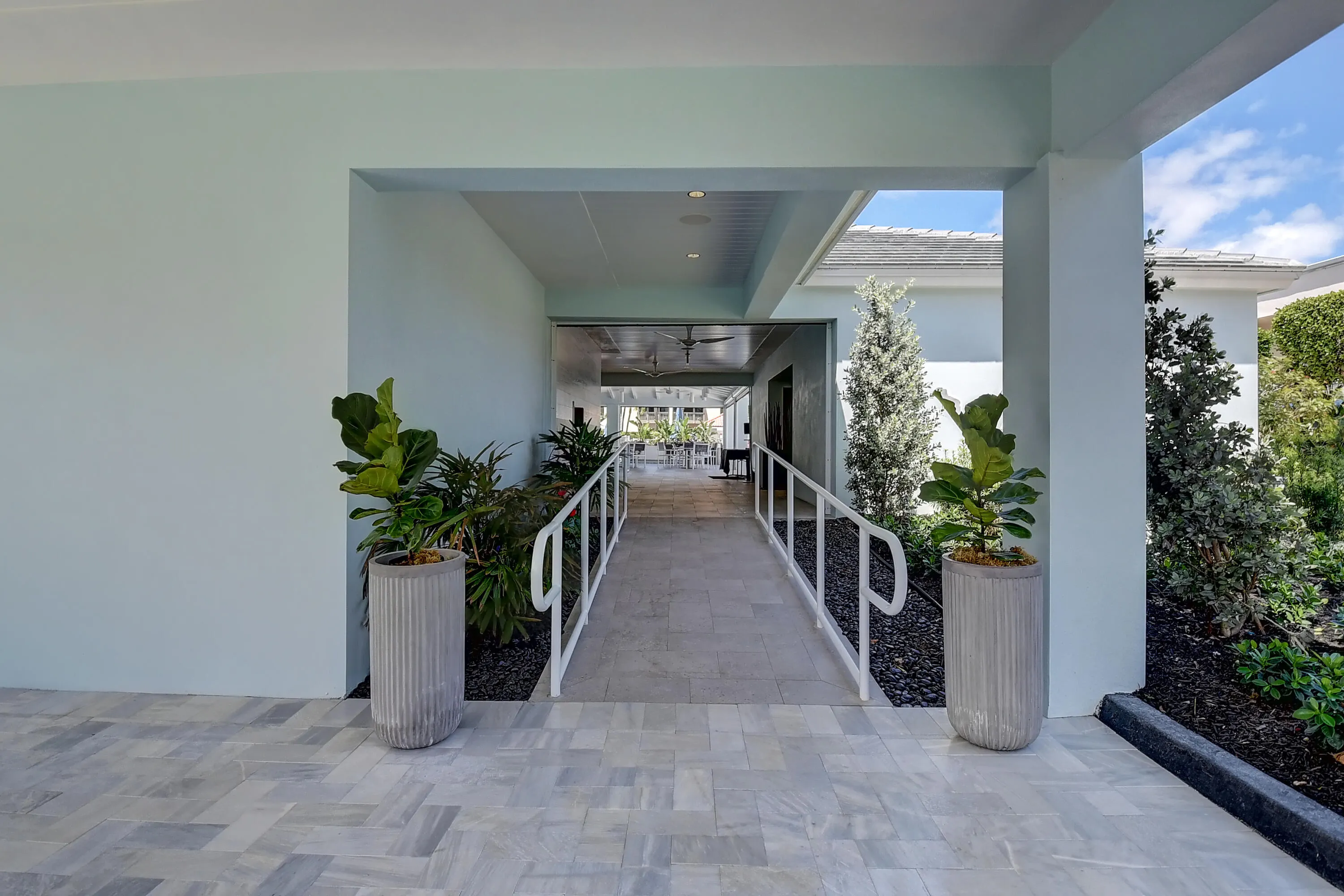 2701 N Ocean Boulevard, #E405