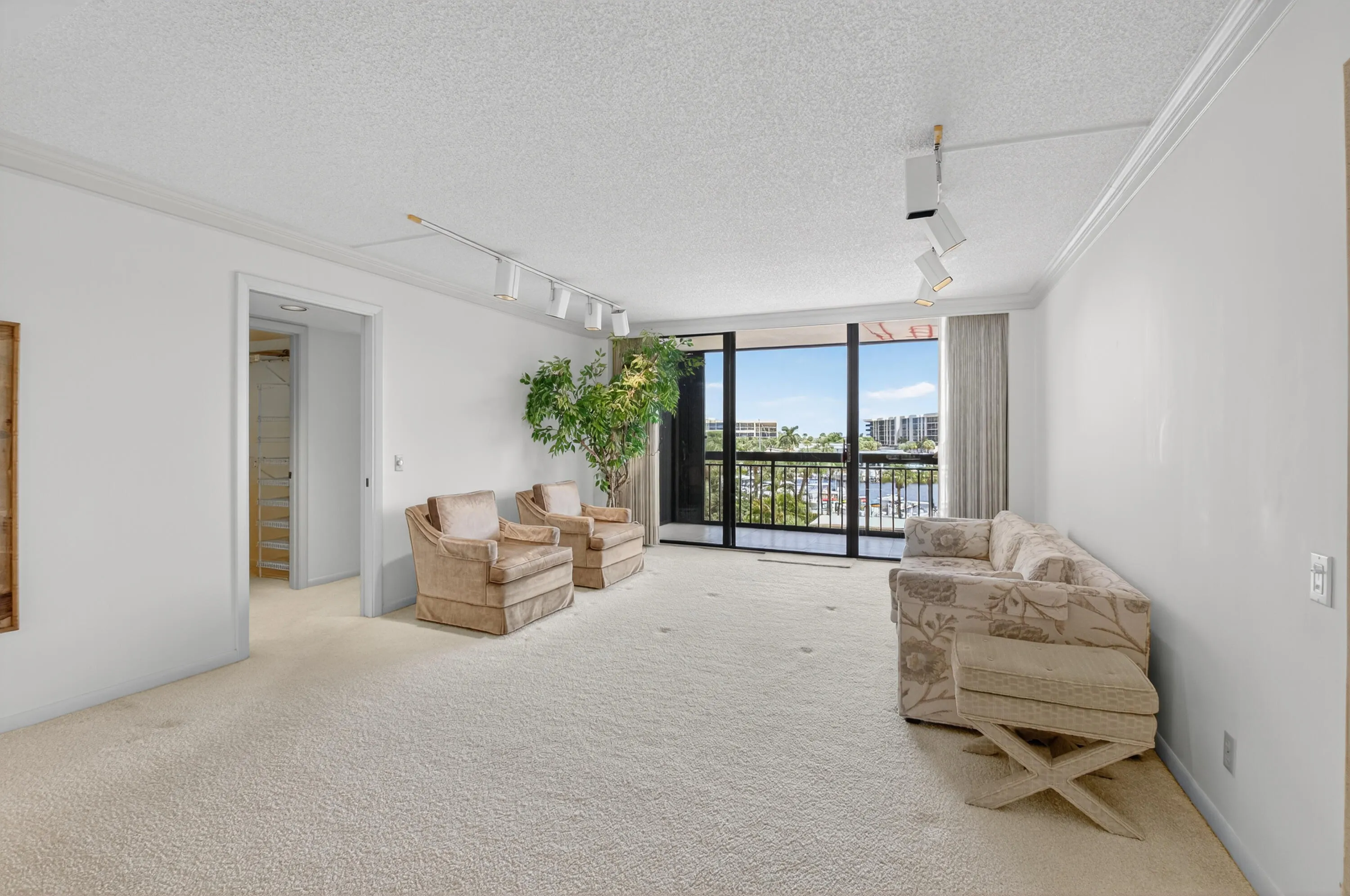2701 N Ocean Boulevard, #E405