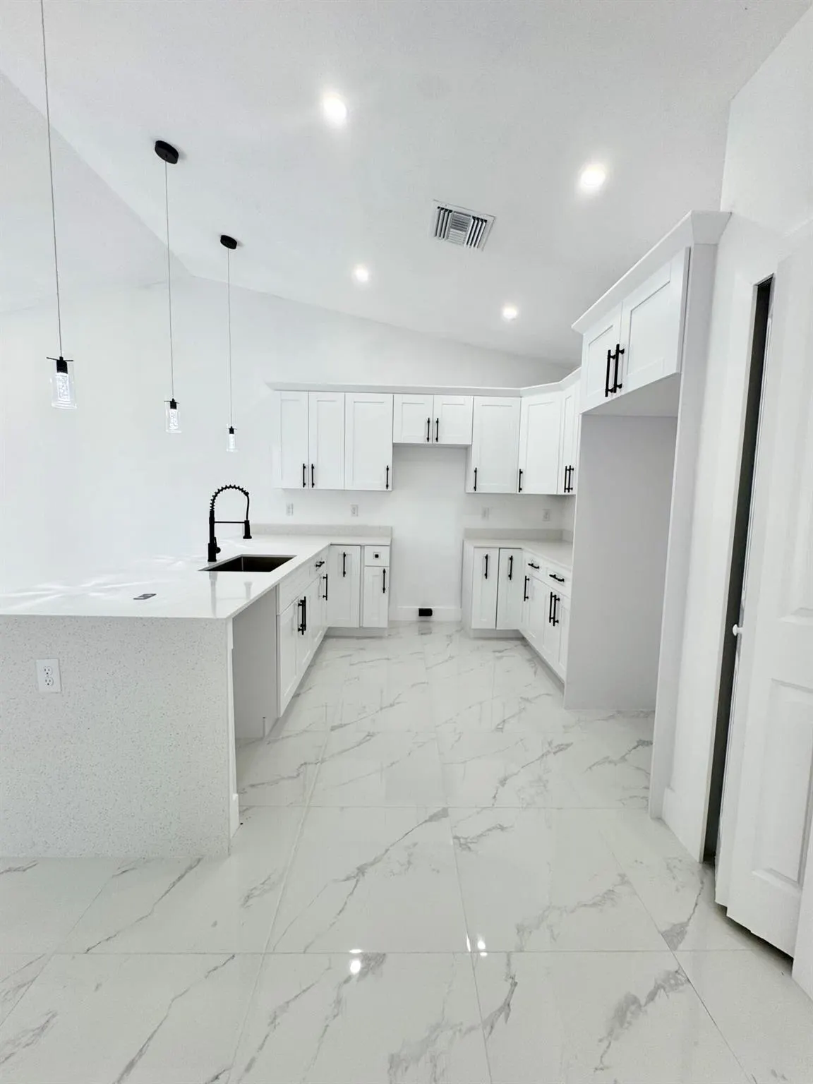668 Chemstrand Street E, #668