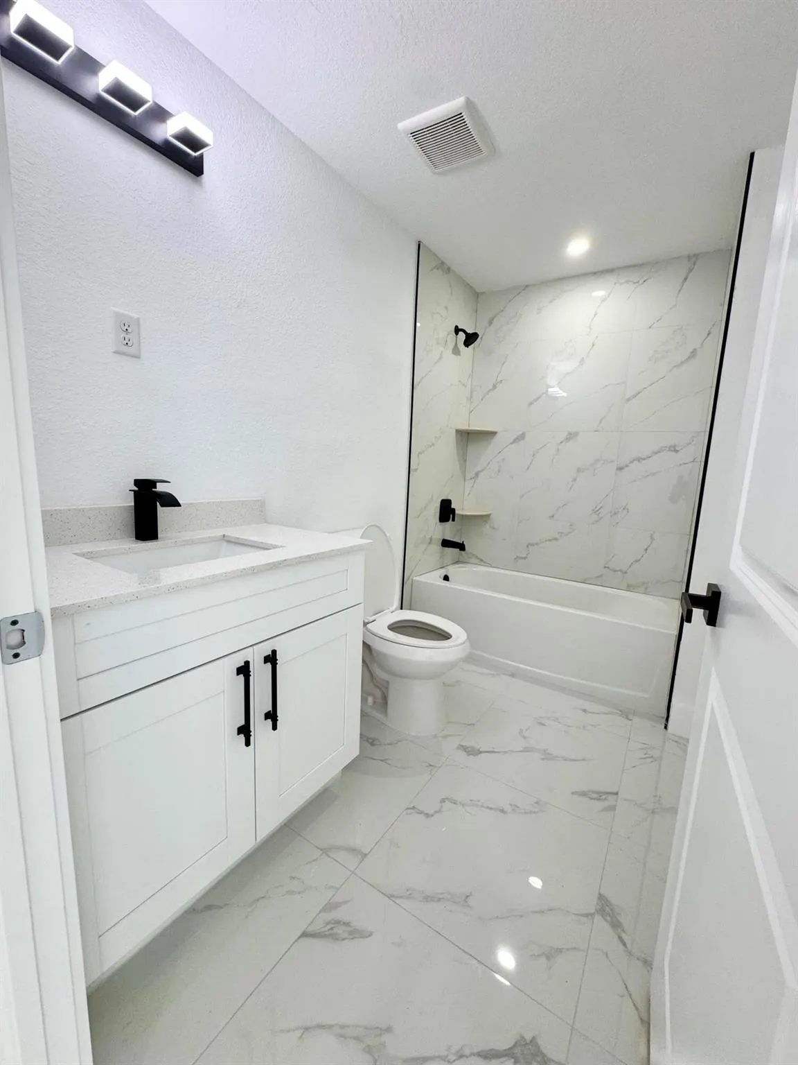 668 Chemstrand Street E, #668