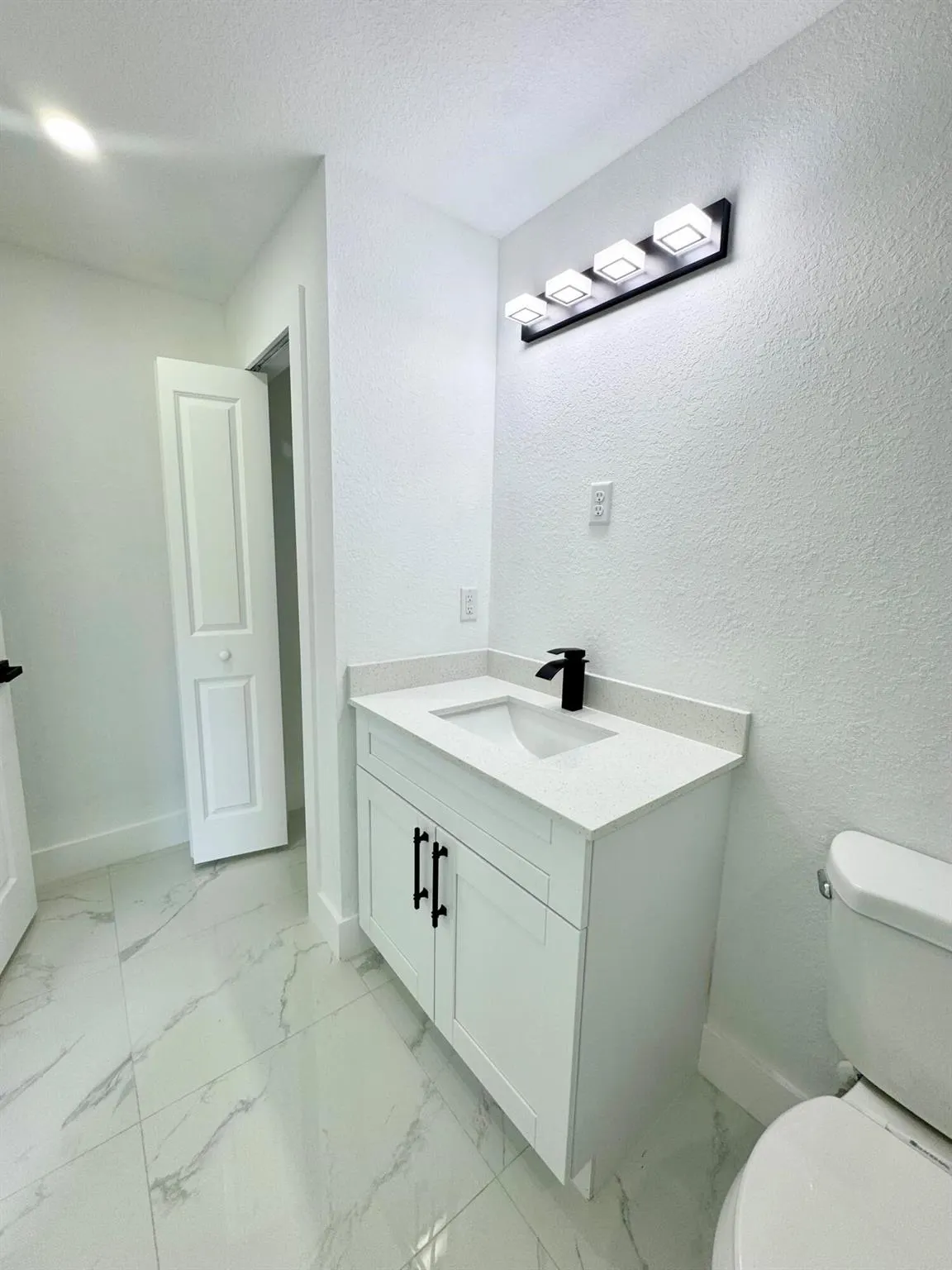 668 Chemstrand Street E, #668