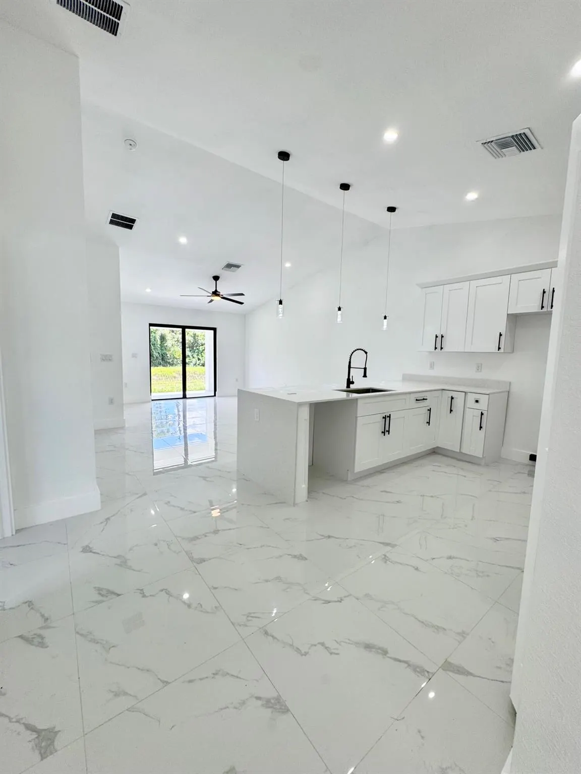 668 Chemstrand Street E, #668