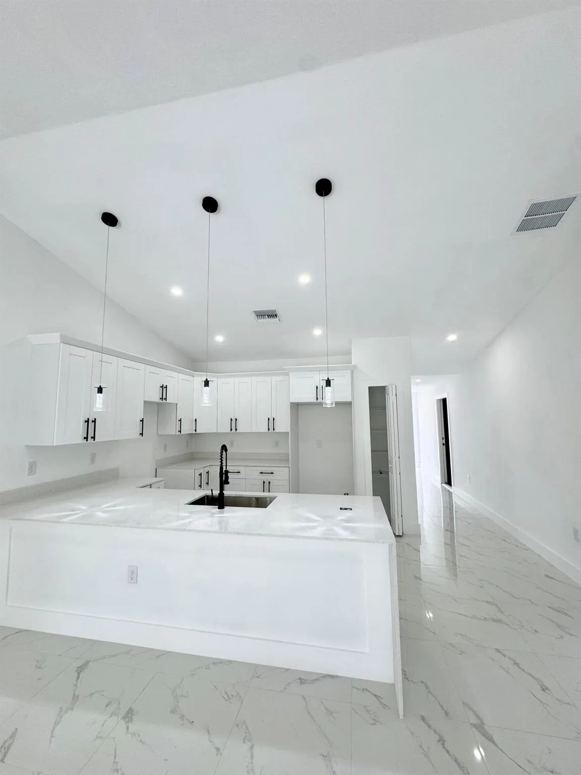 668 Chemstrand Street E, #668