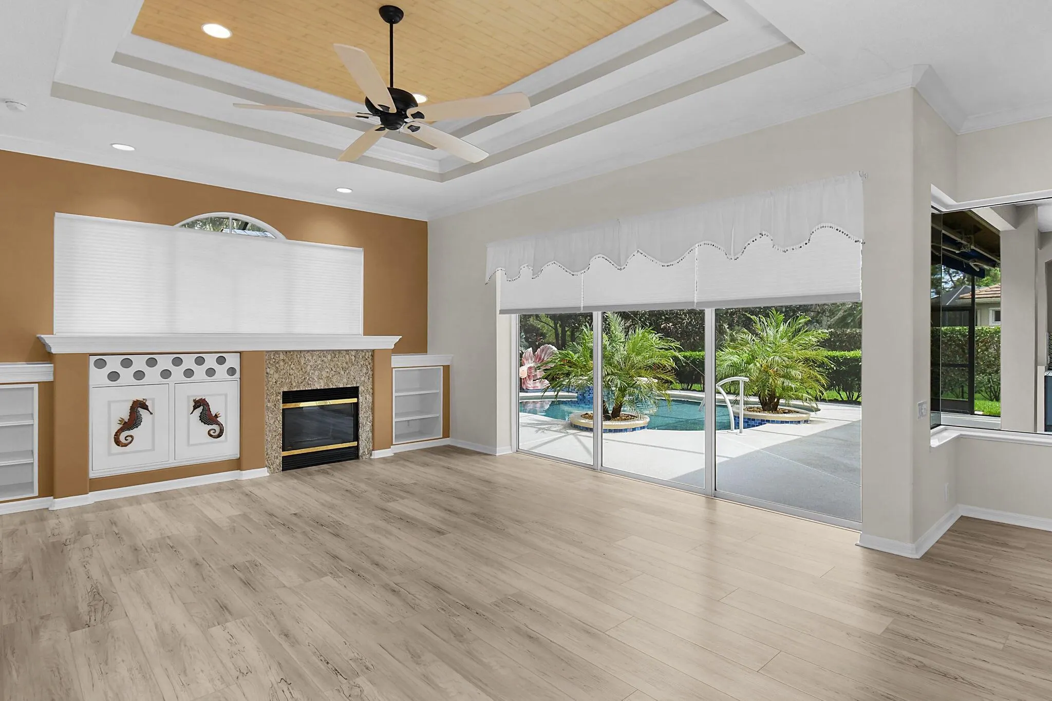 221 SW Lake Rush Court