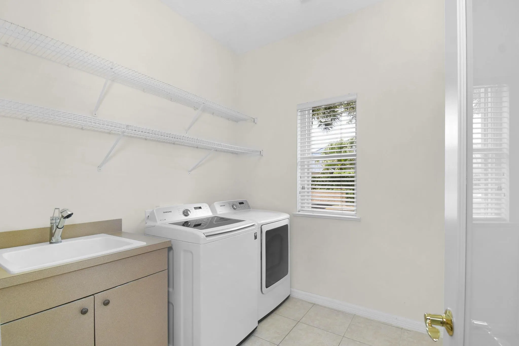 221 SW Lake Rush Court