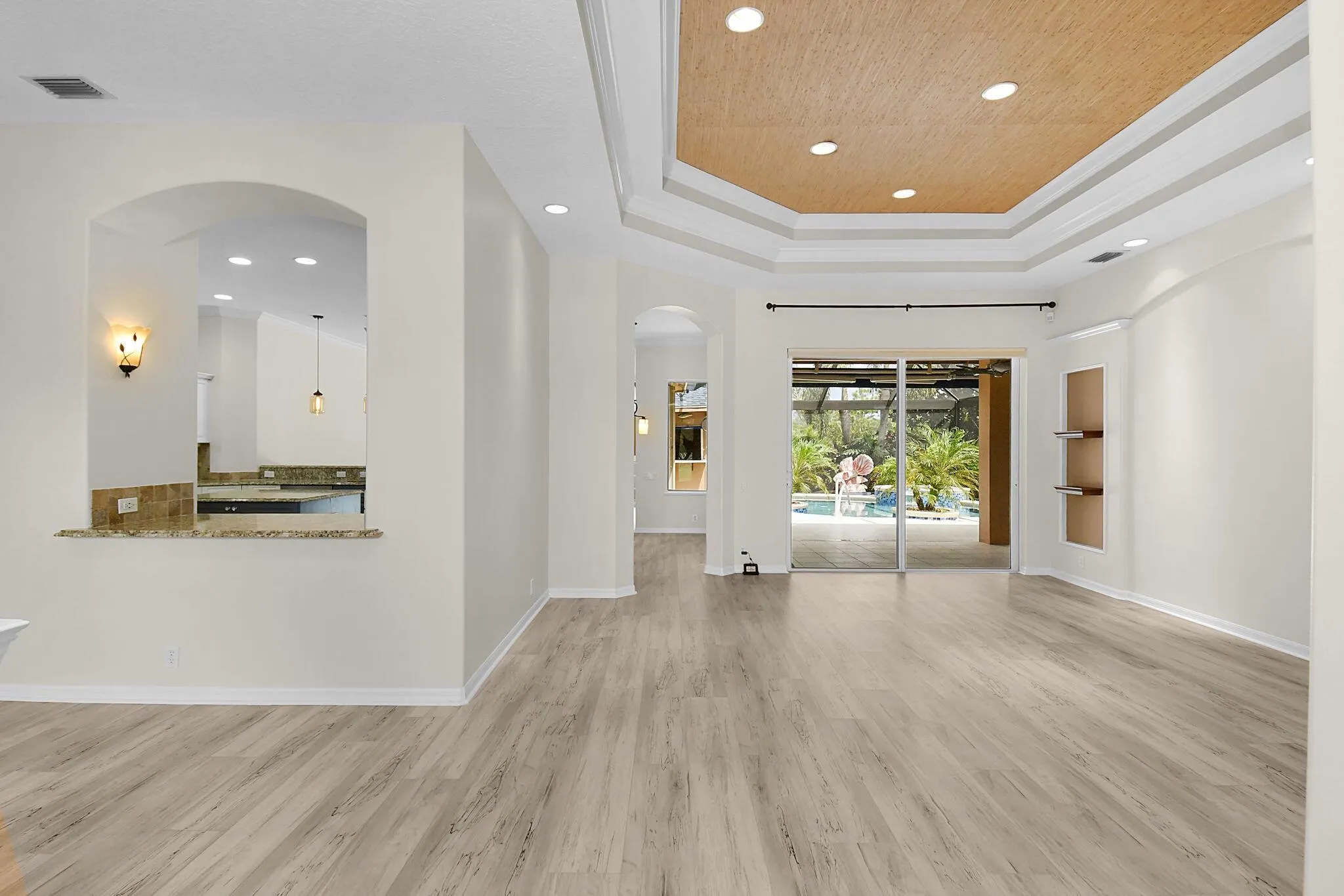 221 SW Lake Rush Court