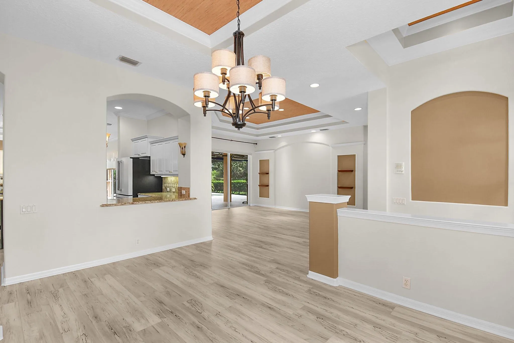 221 SW Lake Rush Court