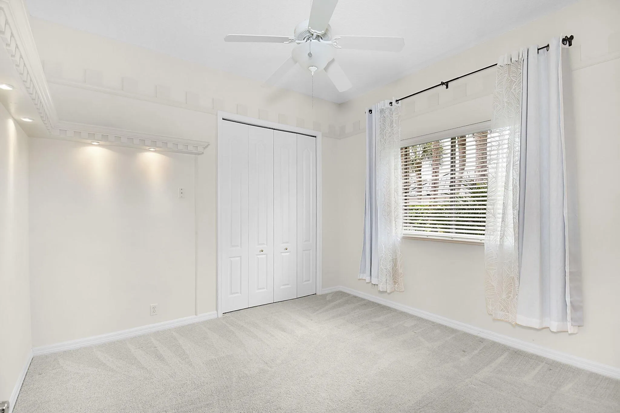 221 SW Lake Rush Court