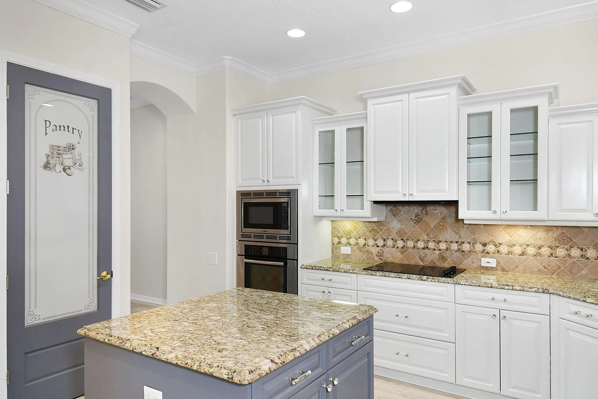 221 SW Lake Rush Court