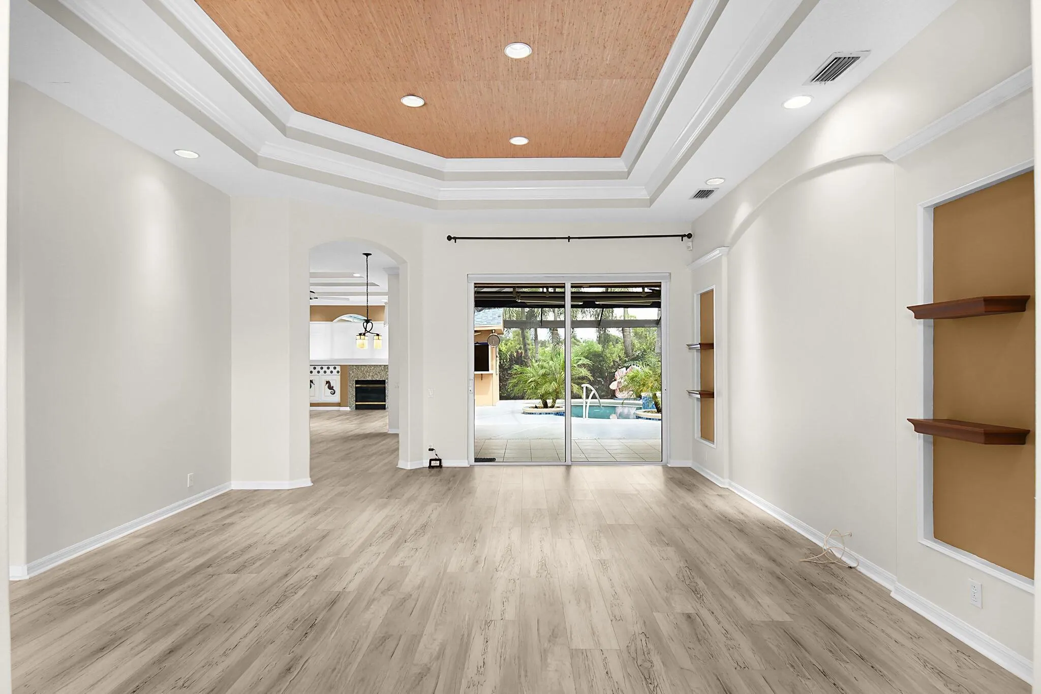 221 SW Lake Rush Court