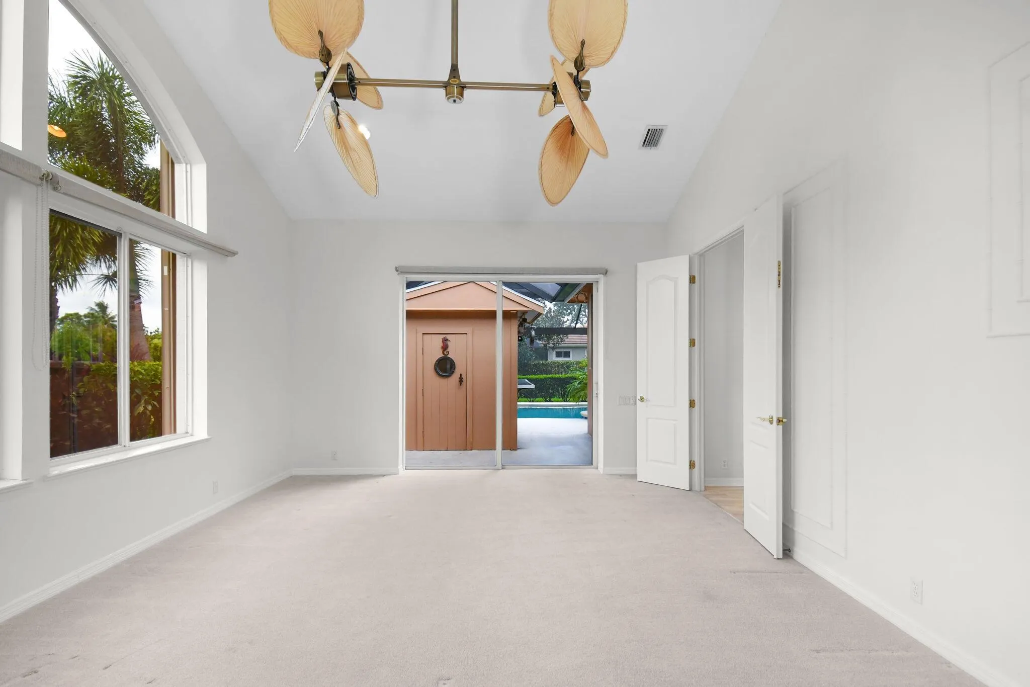 221 SW Lake Rush Court