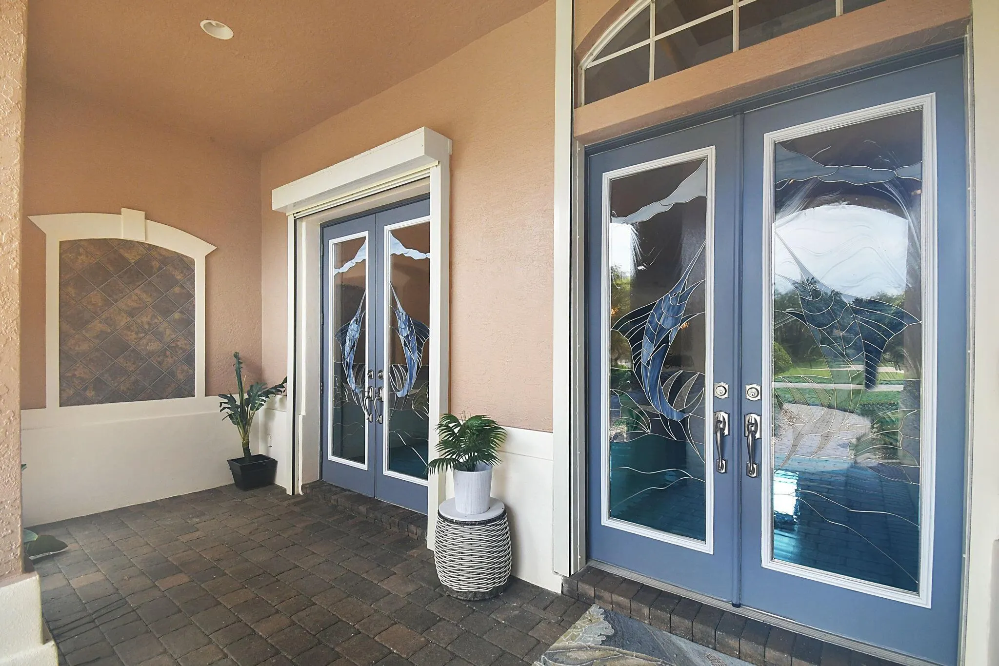 221 SW Lake Rush Court