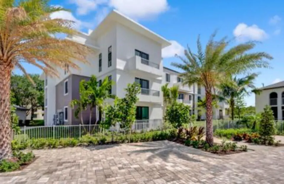 250 W Hidden Valley Boulevard, #2