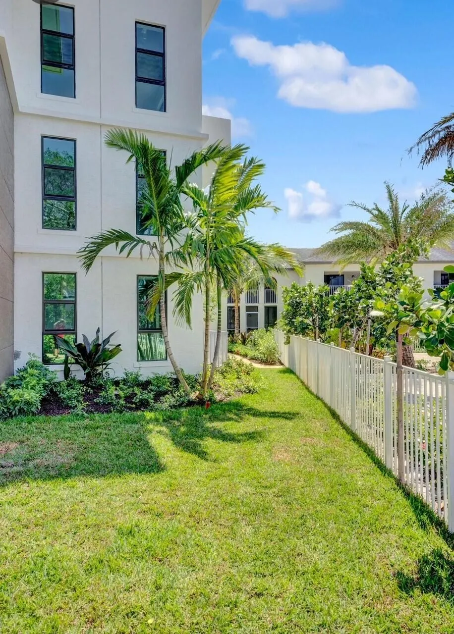 250 W Hidden Valley Boulevard, #2
