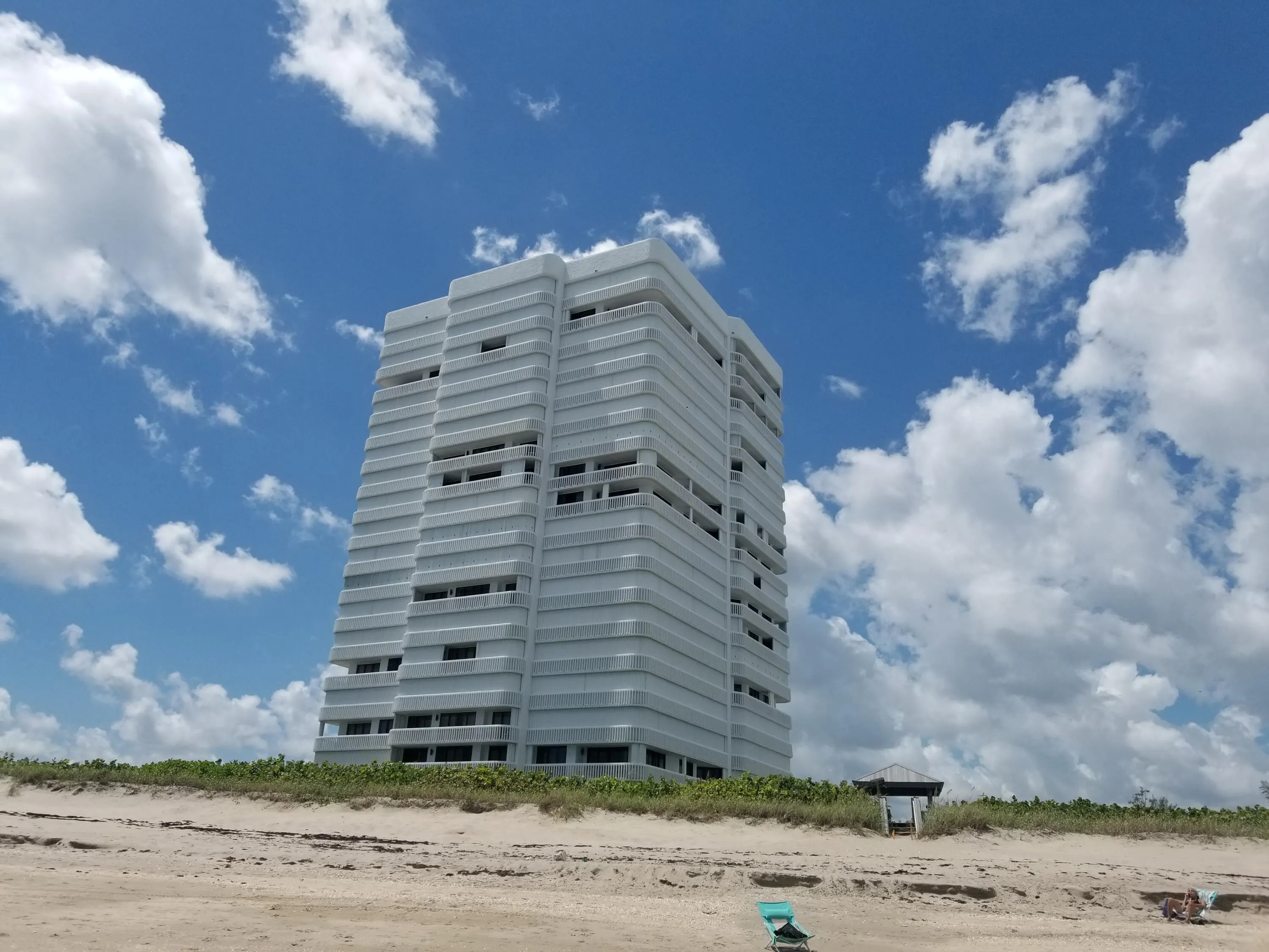 9960 S Ocean Drive, #1402