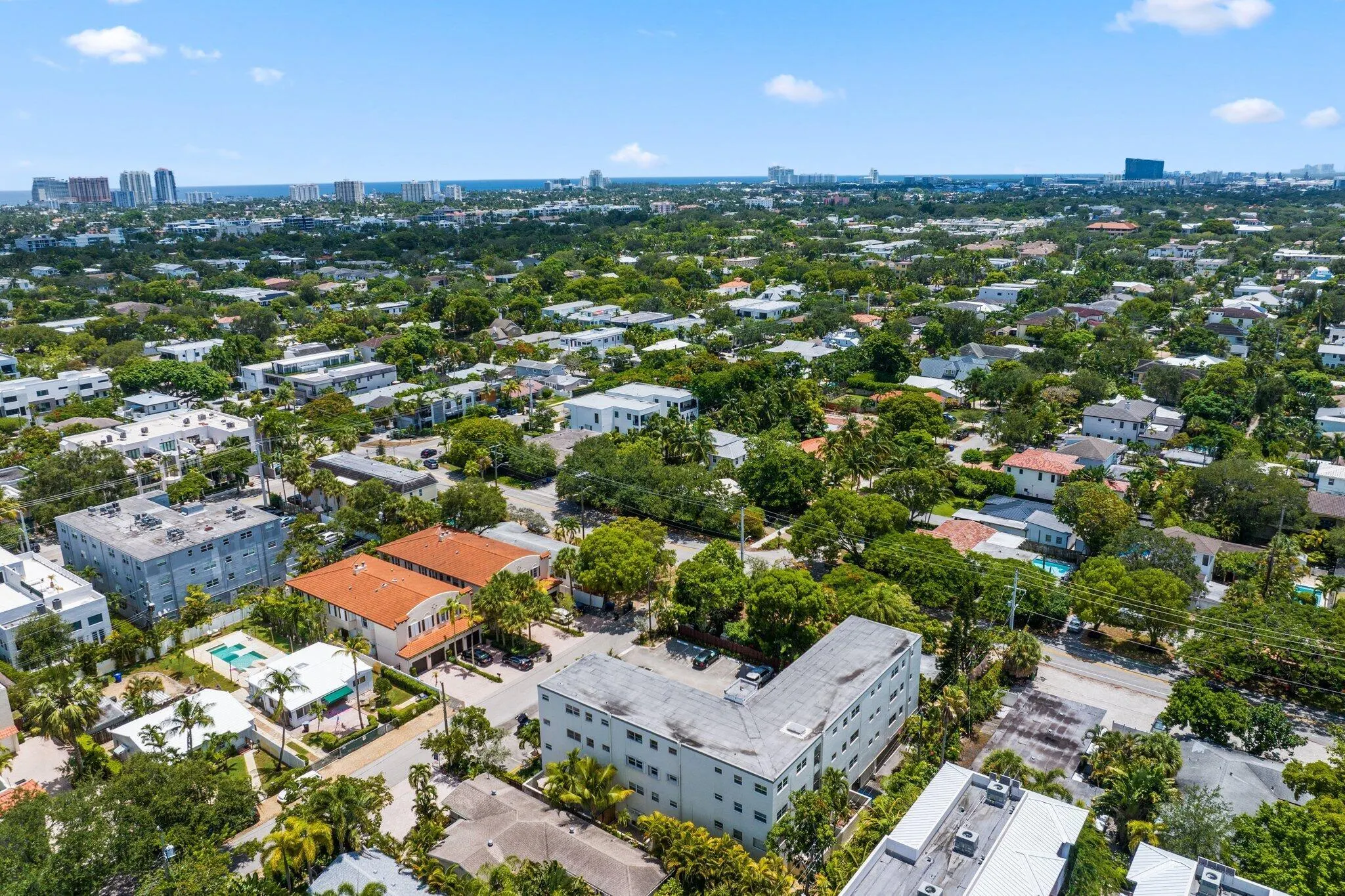 609 NE 13th Avenue, #102