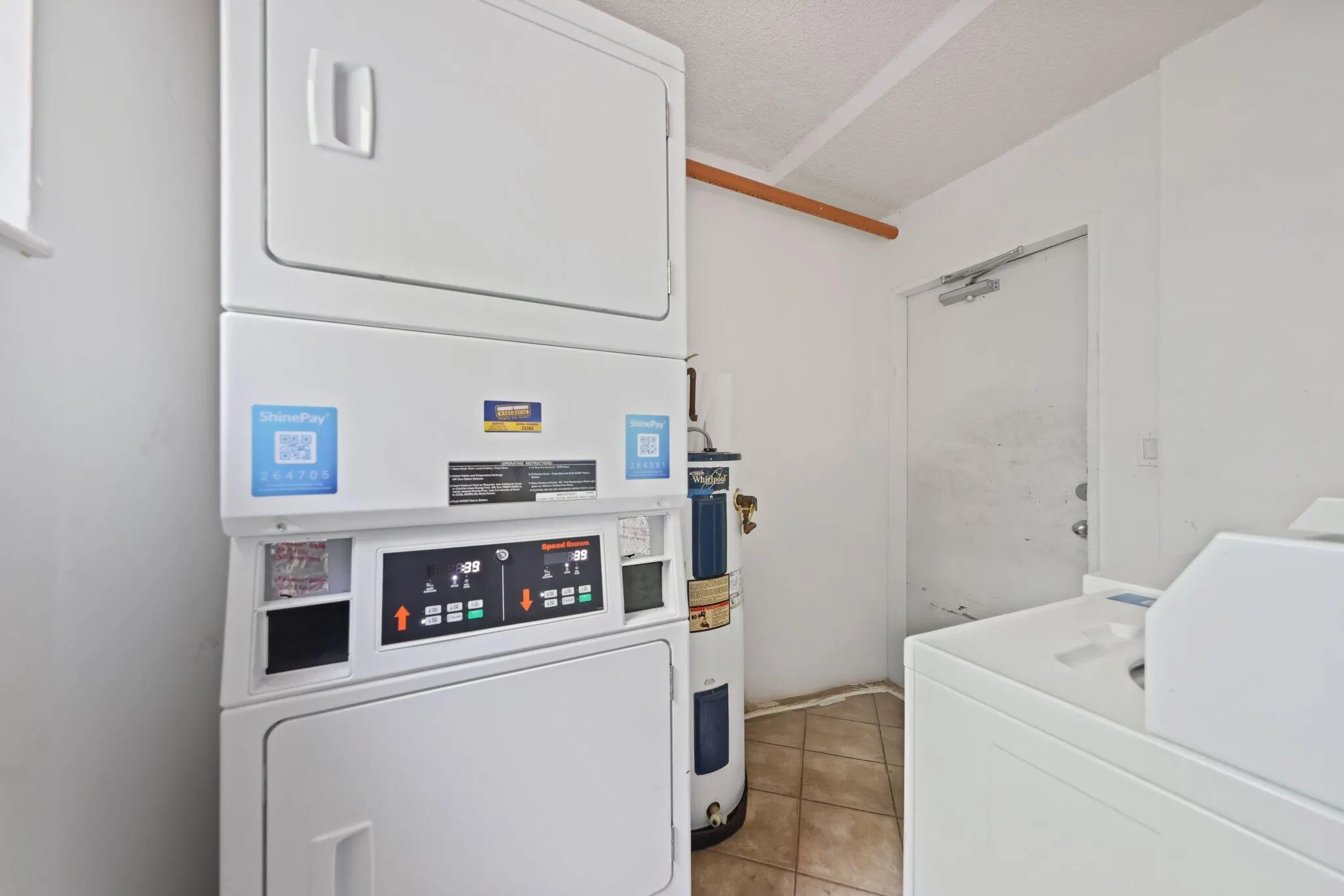 609 NE 13th Avenue, #102