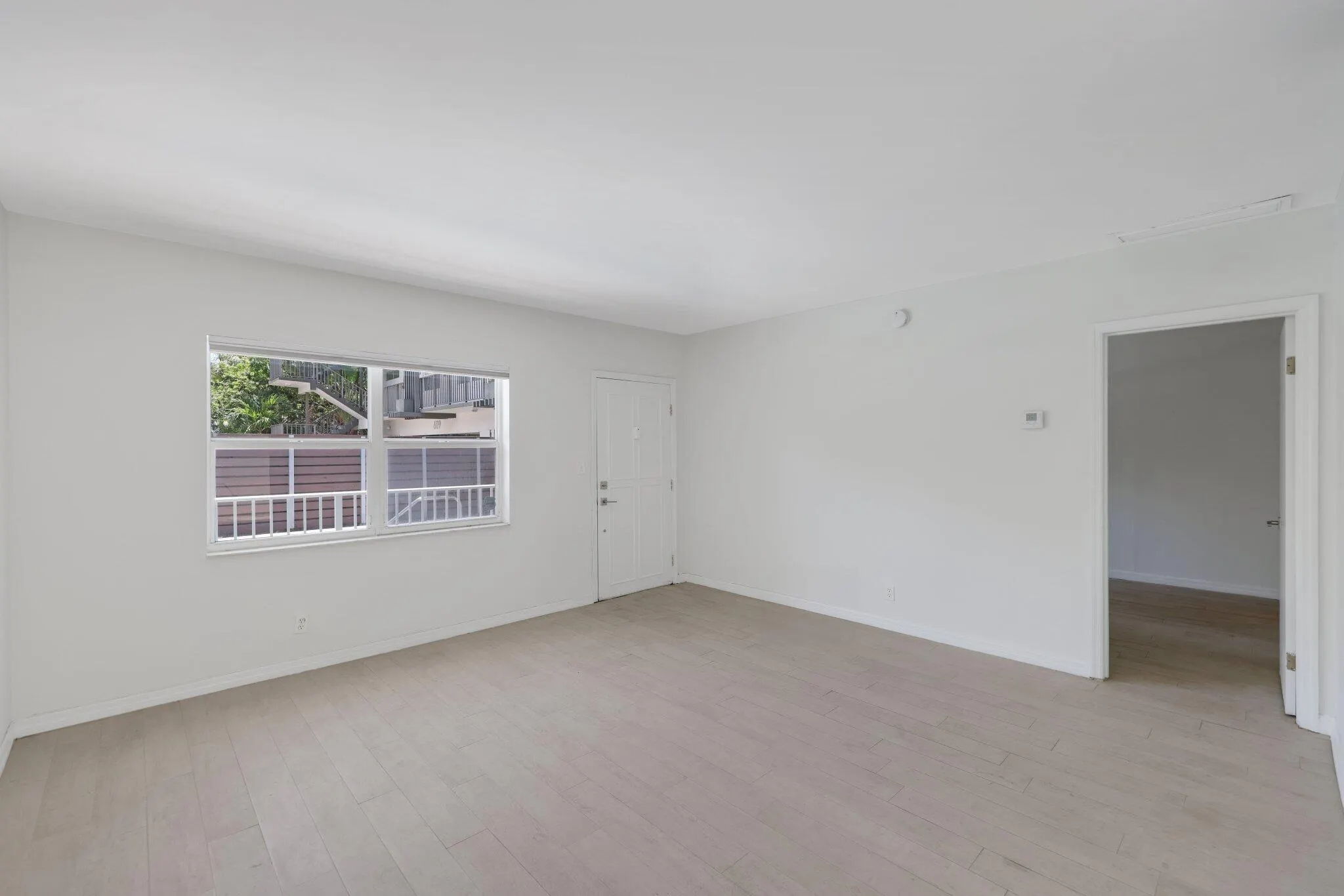 609 NE 13th Avenue, #102