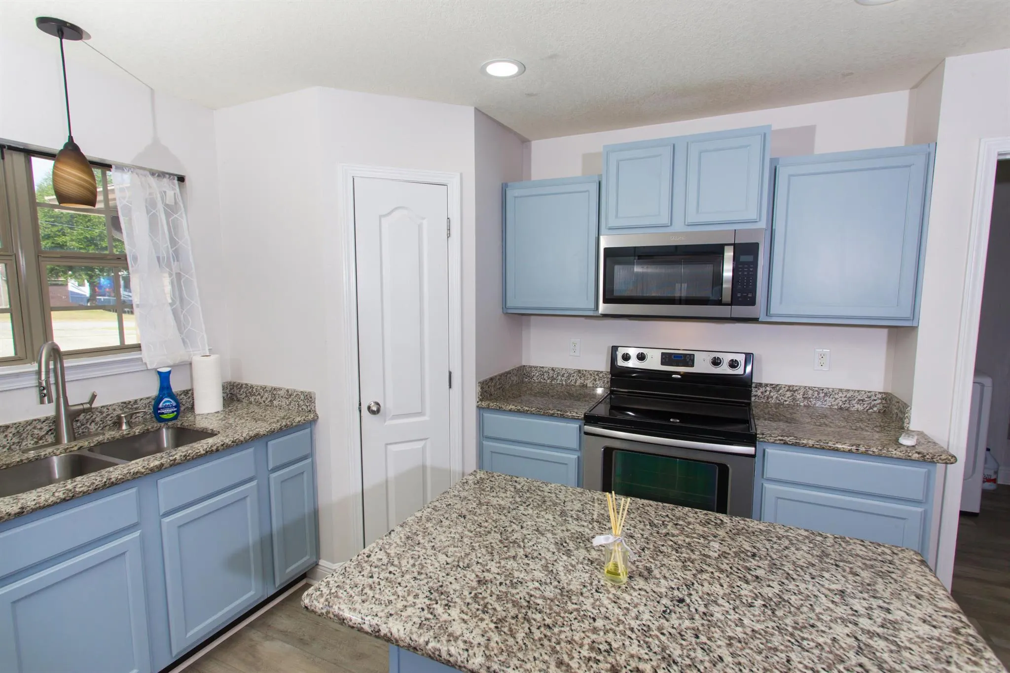 6229 Flash Lane