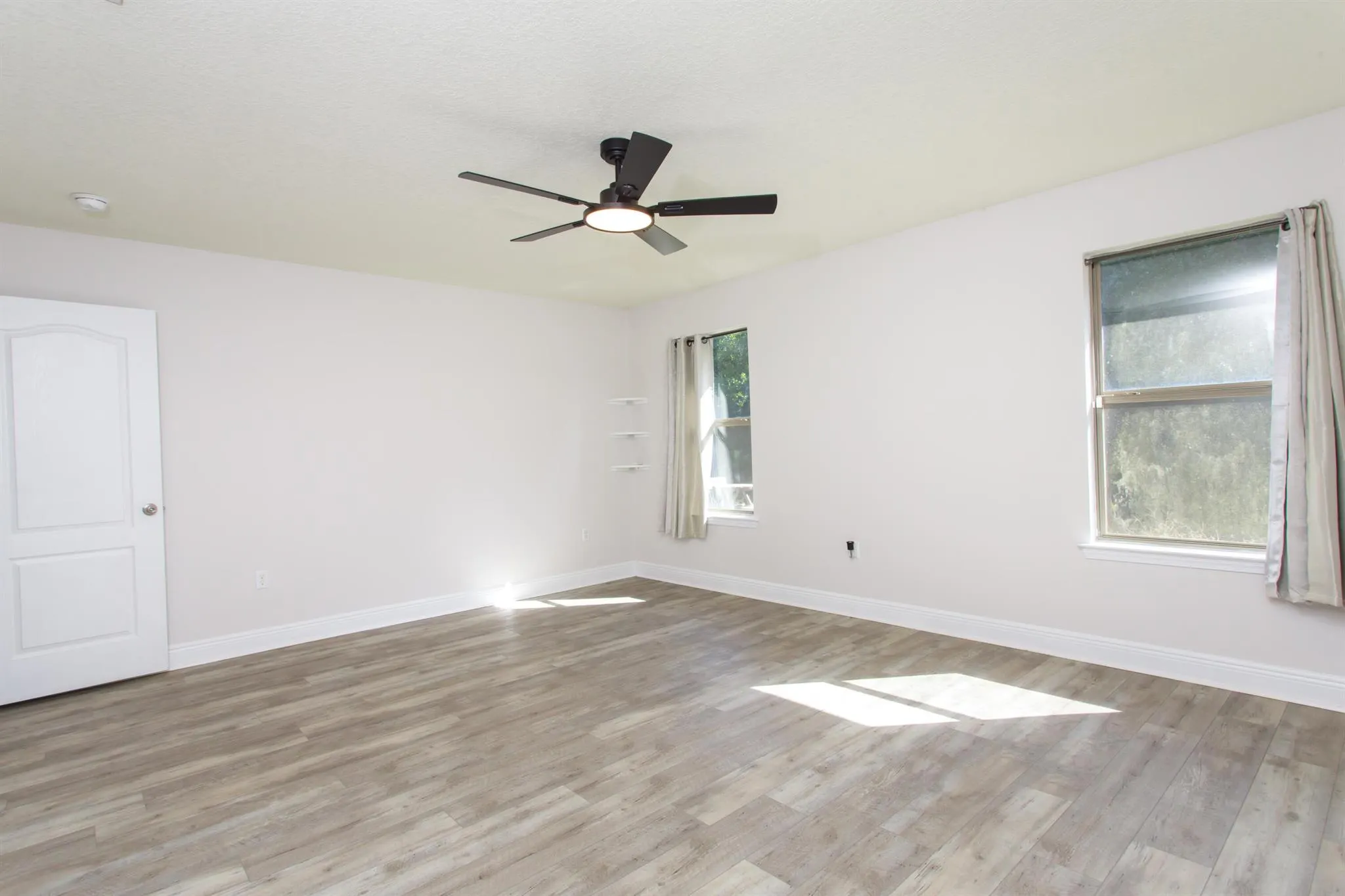 6229 Flash Lane
